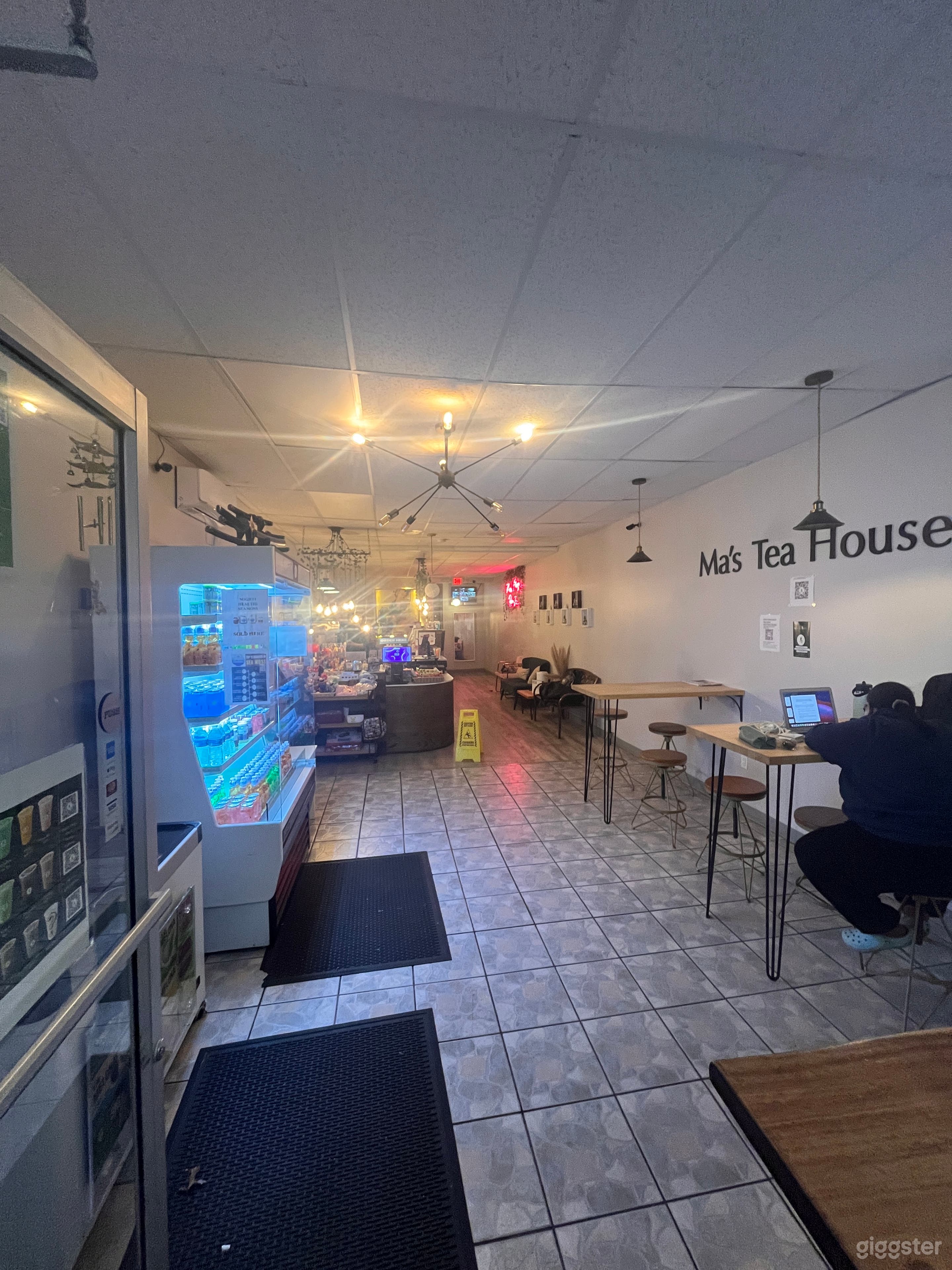 Meetings, photoshoots, events, and parties are hosted here every month