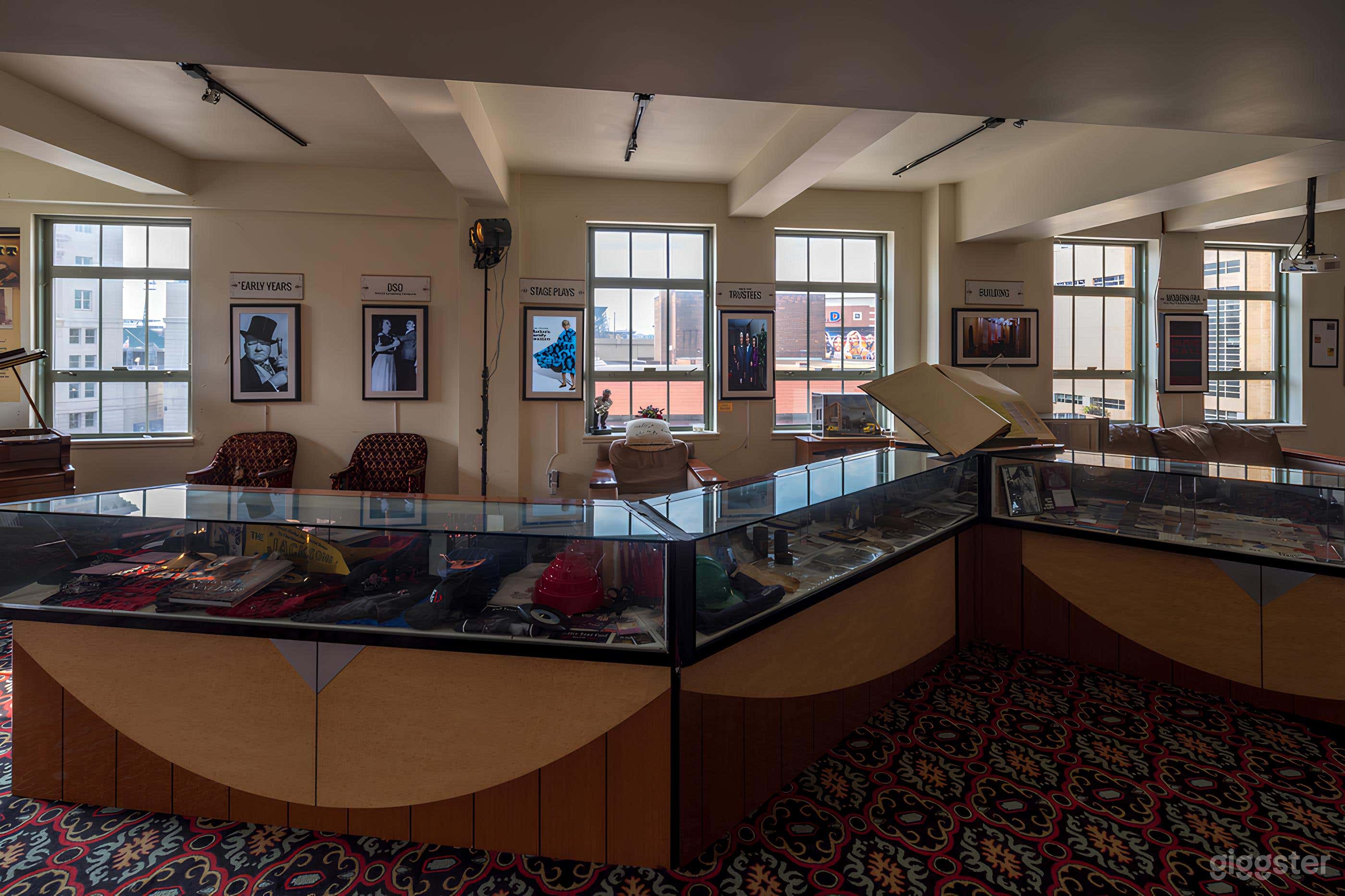 ARCHIVE GALLERY/LOUNGE Photo 3