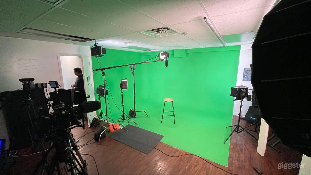 State-of-the-Art Sound Stage Photo 1