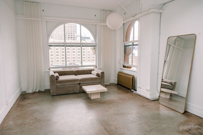  Natural light creative studio 