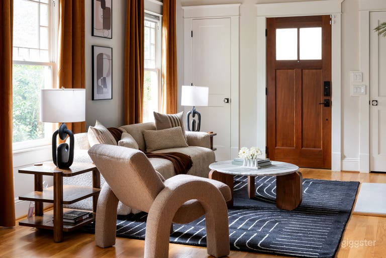  Canvas Haven: A Designer Retreat 