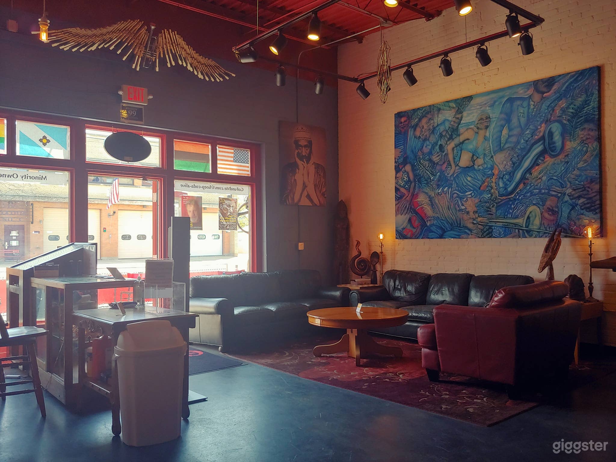 A lounge area by the entry for a small group gathering