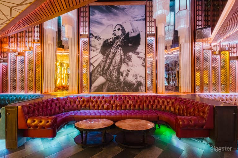  NEON NIGHTSCAPE SUNSET LOUNGE 