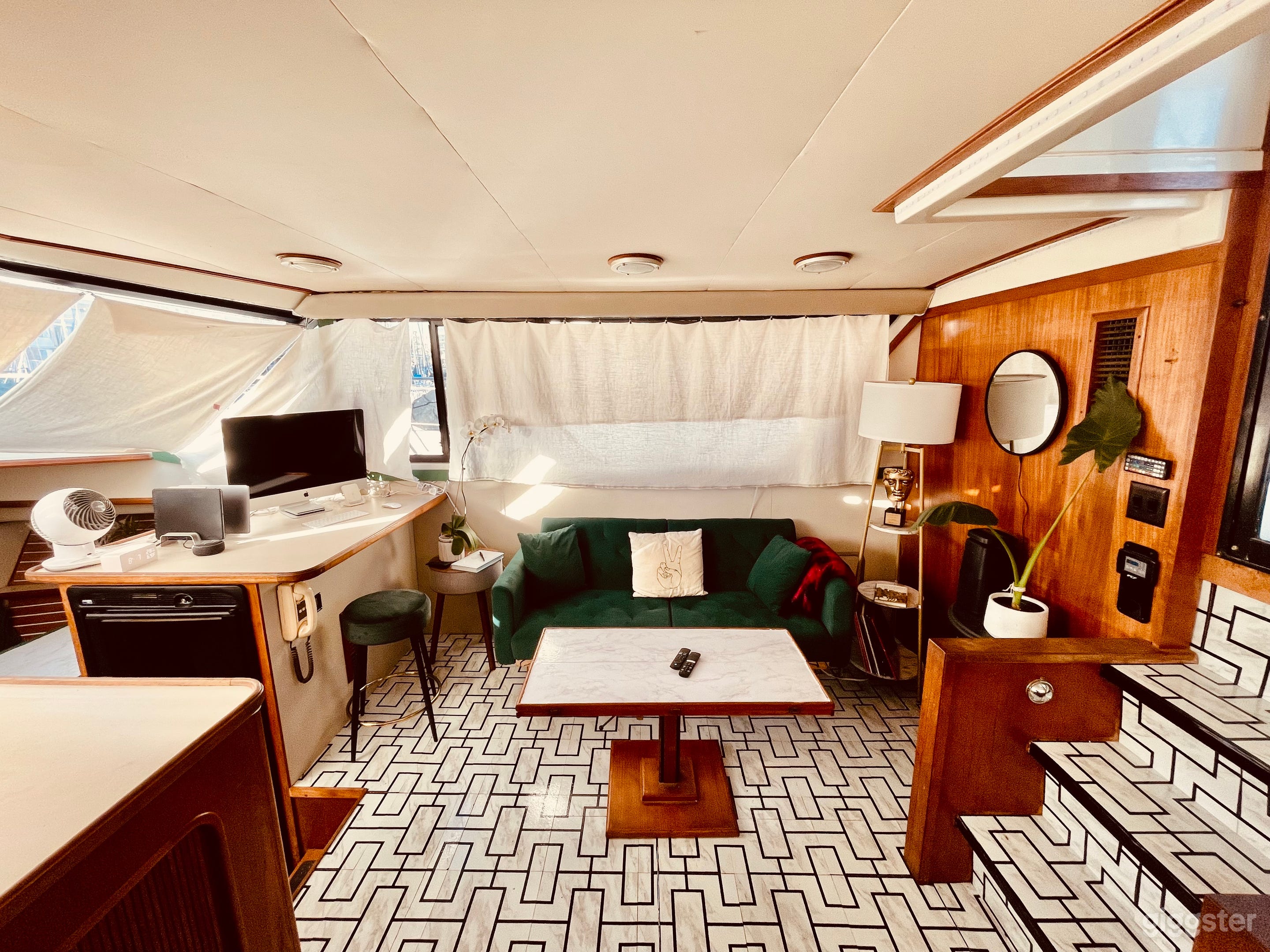 Private Vintage Yacht Photo 1