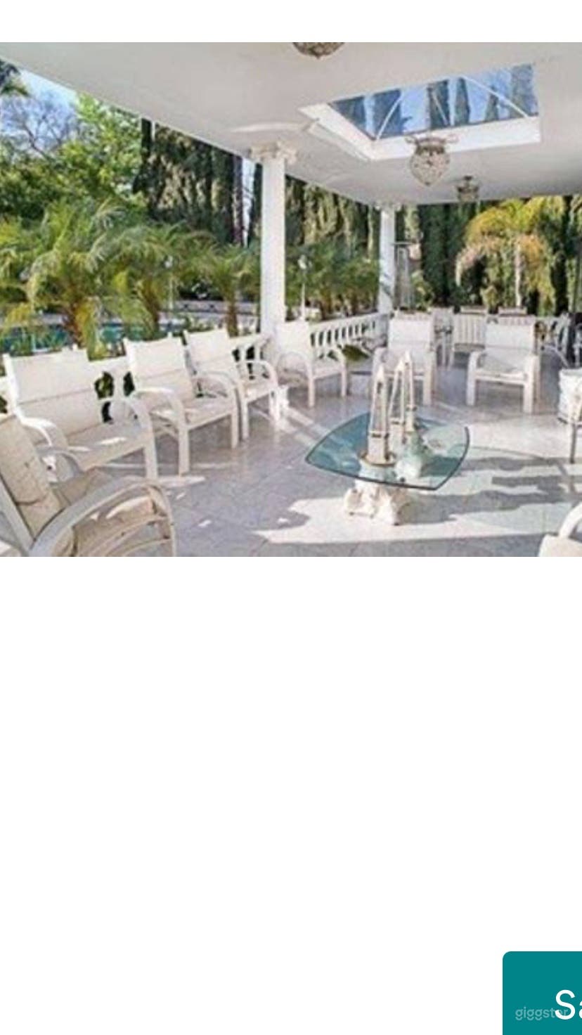 White Dream Home, Unique Location for Shoots Photo 4