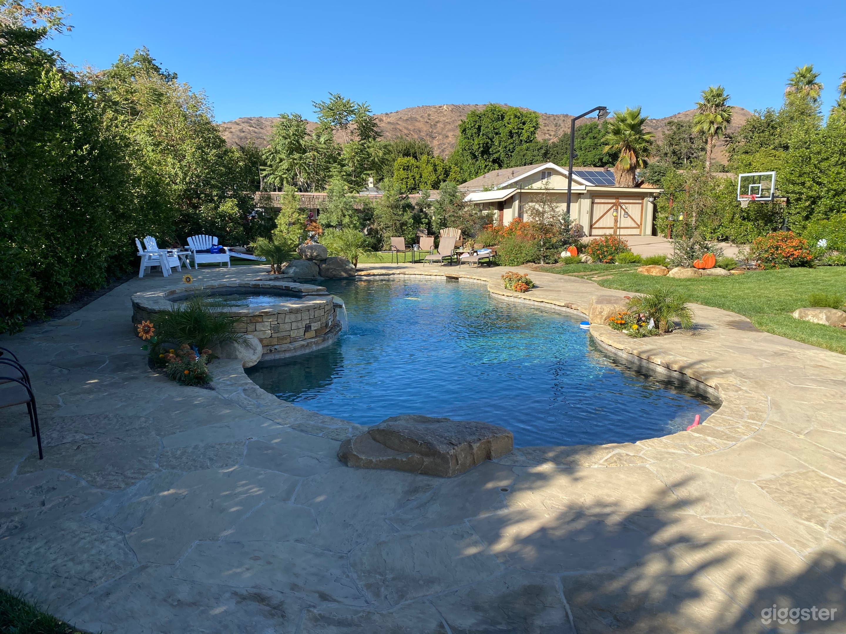 Remodeled Rach Home on Large Landscape Property Photo 2