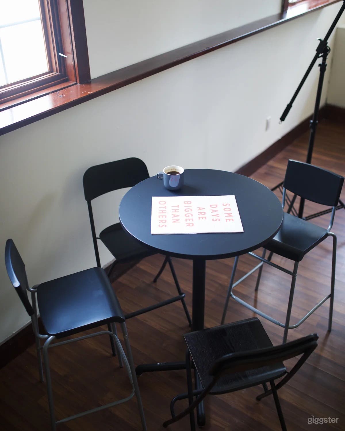 Pro-Equipped Studio: Book Hourly for Photo &amp; Film. Photo 4