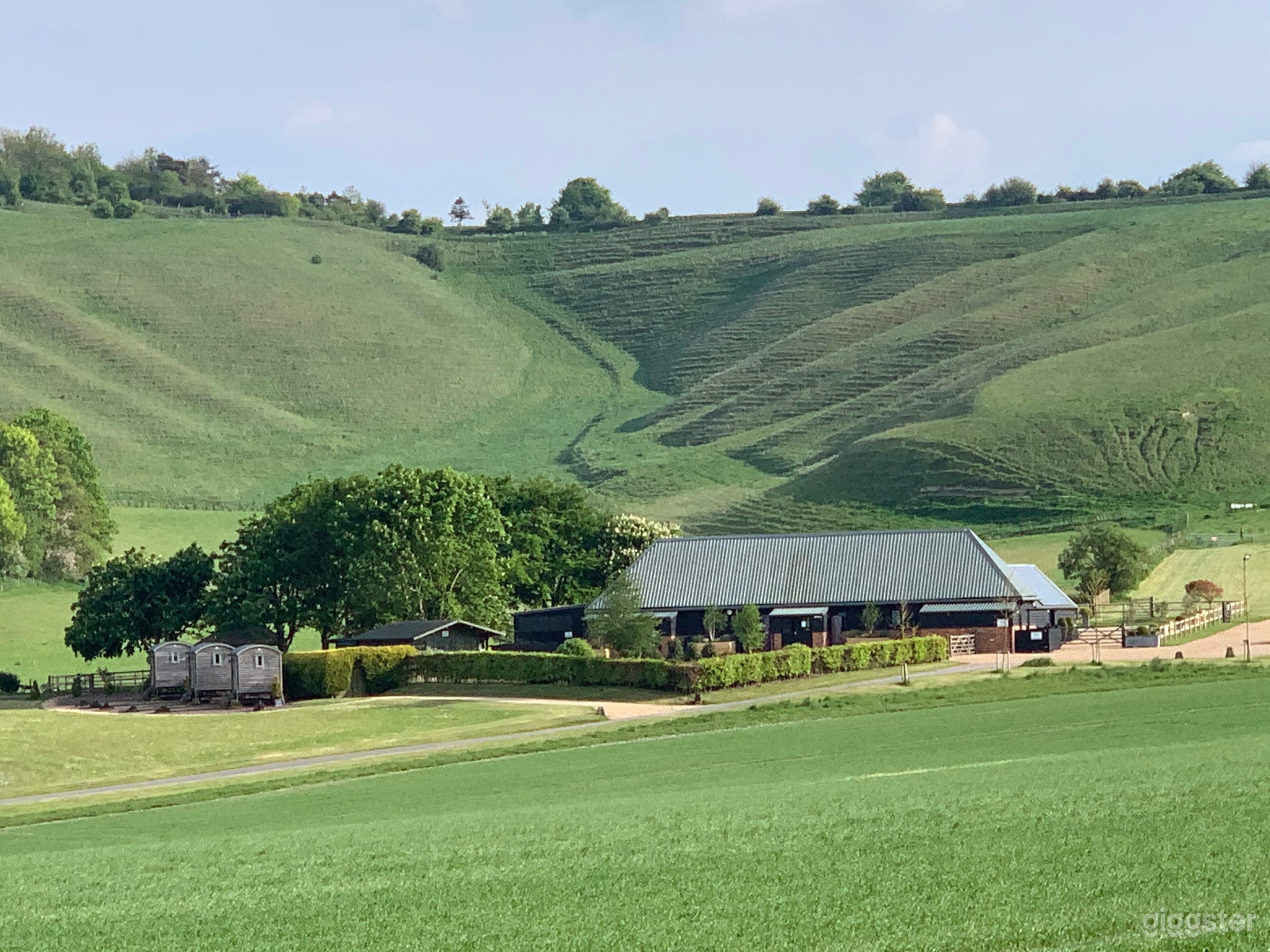 Wellington Barn - Setting