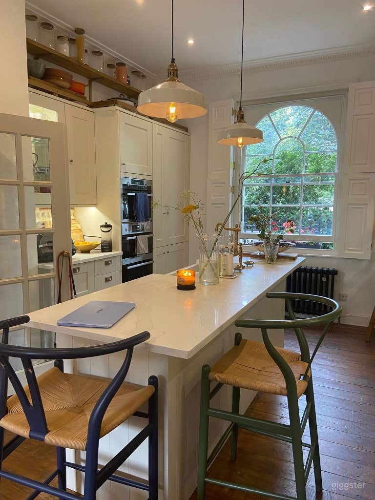  GORGEOUS GRADE II LISTED GEORGIAN HOUSE IN LONDON 