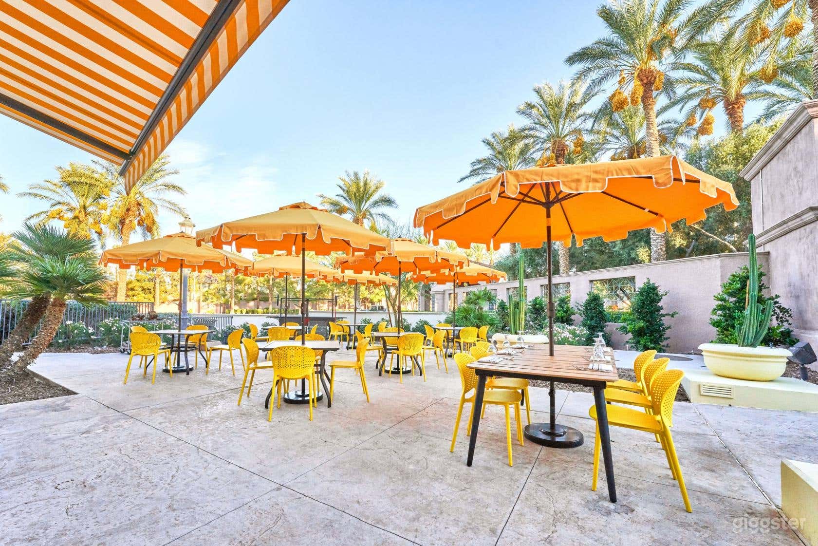 Modern Restaurant and Cocktail Bar in Las Vegas (Entire Venue) Photo 3