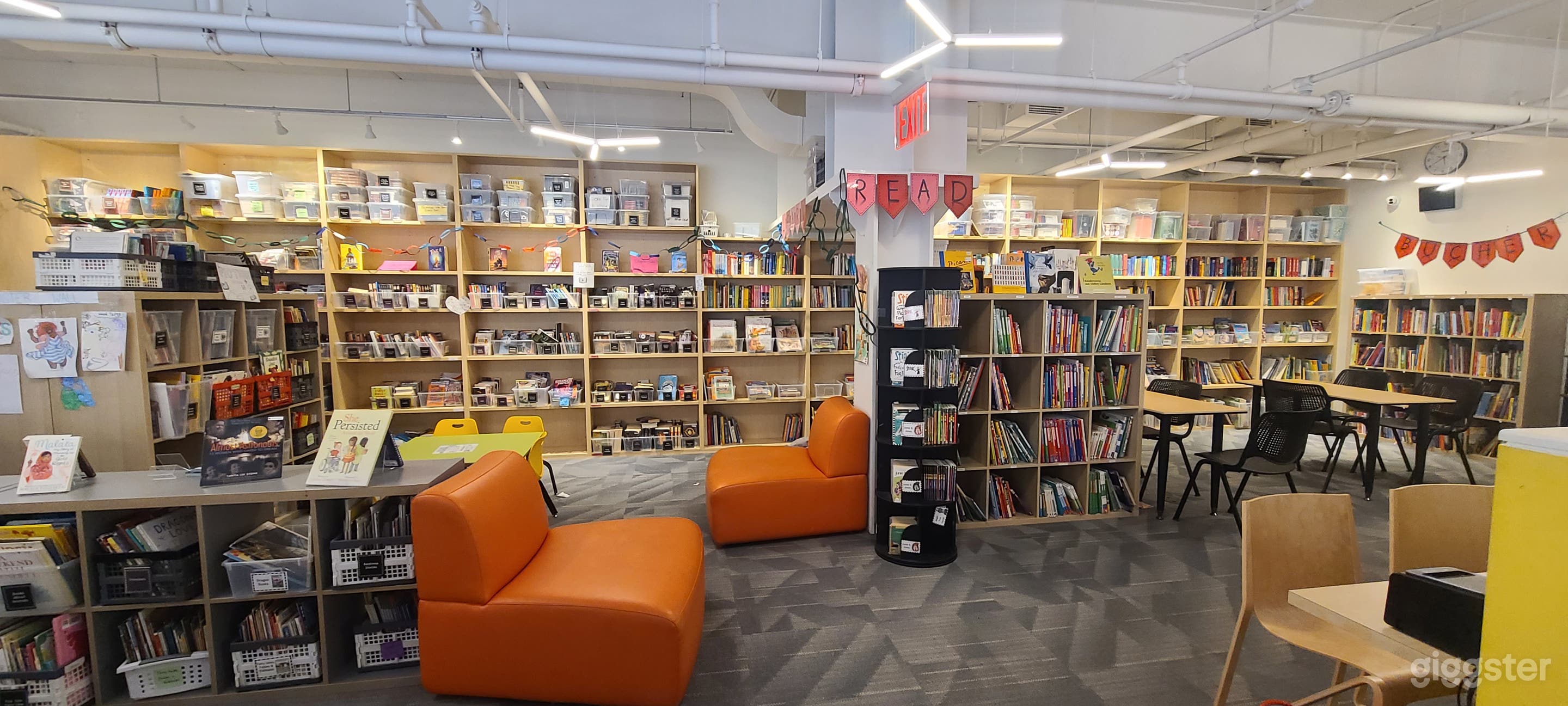 Bright. Vaulted. Built to transform. Photo 4