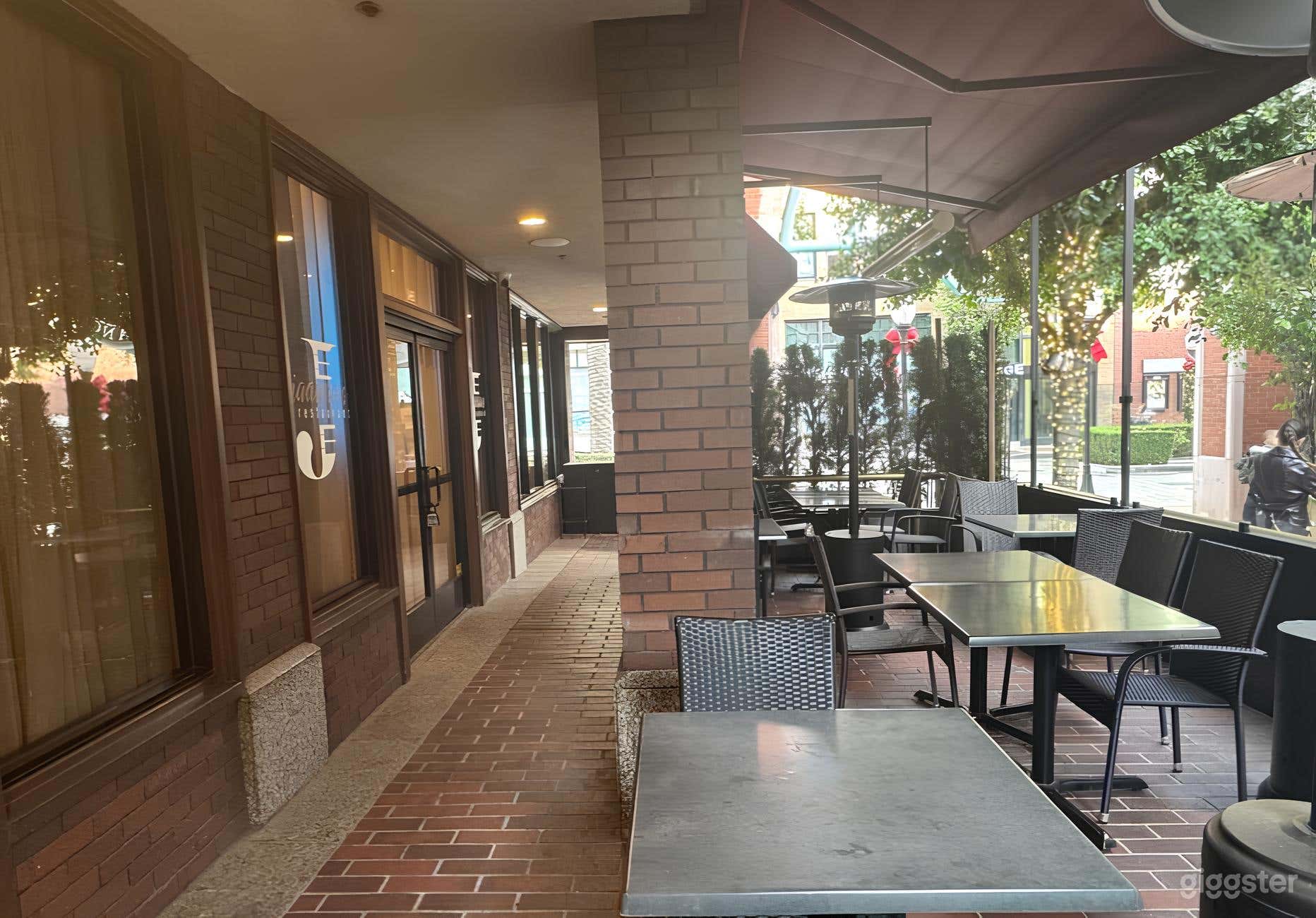 Cozy Bricklined Outdoor Patio for Productions  Photo 3