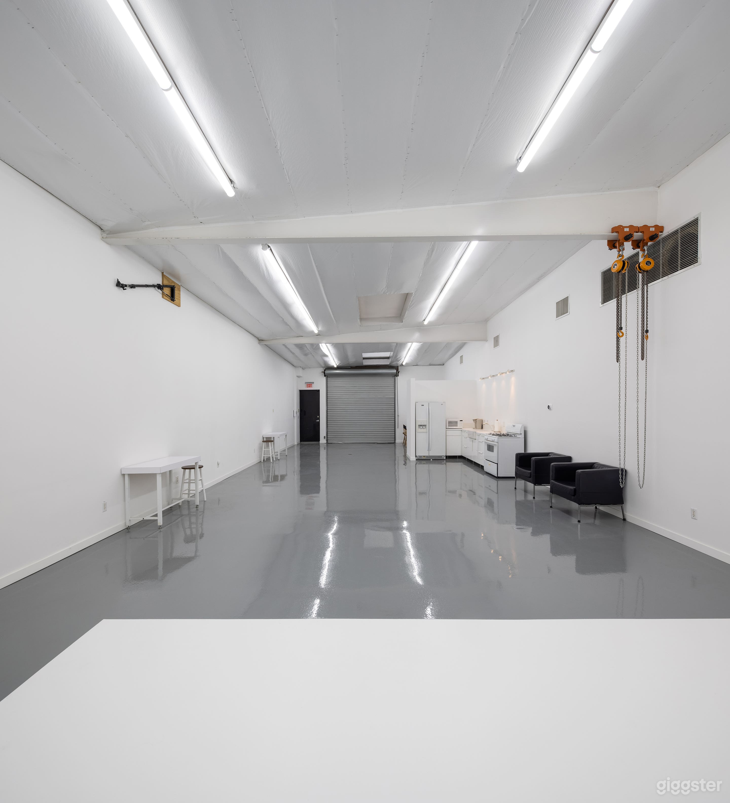 Pasadena's Premier Photo, Video and Event Space.   Photo 4