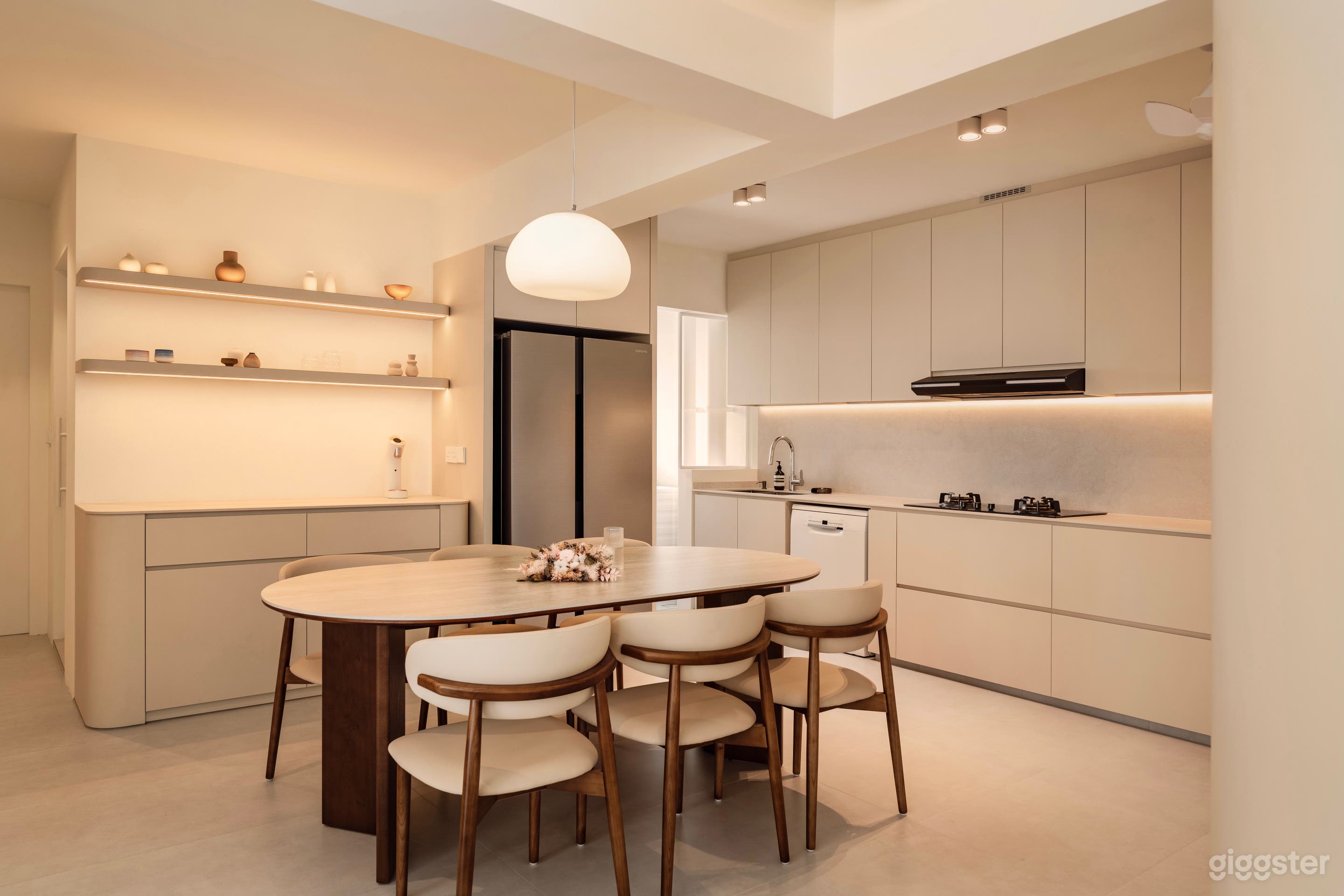 Bright Minimalist Cozy Apartment with Natural Lighting Photo 2