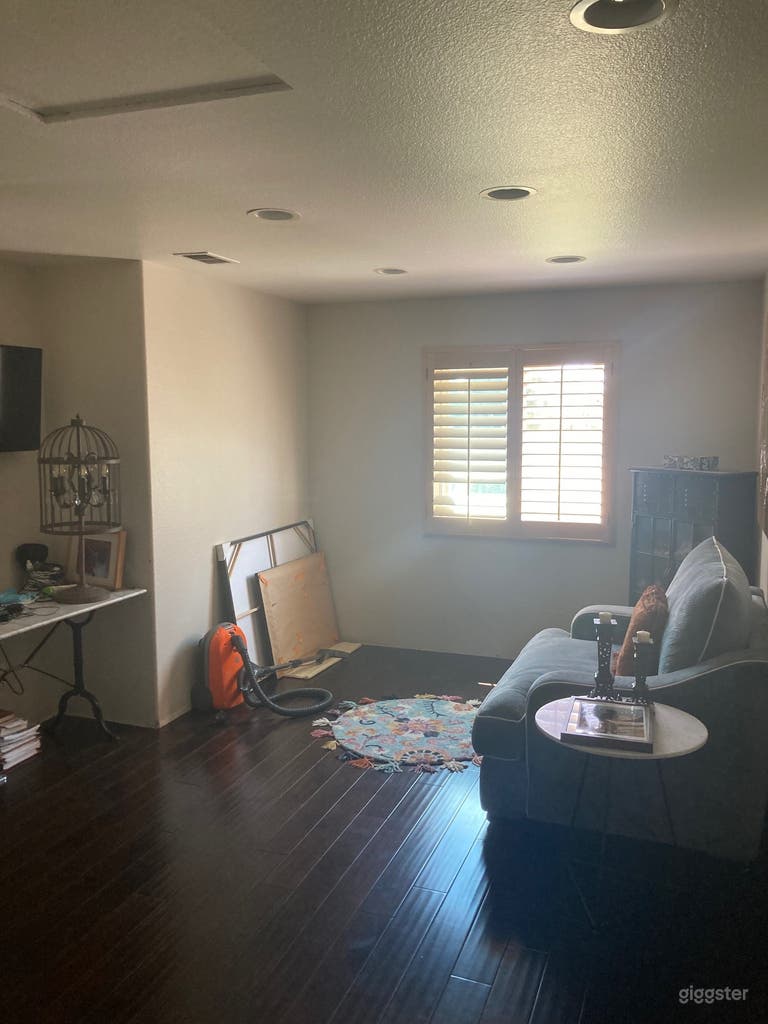  Office space/loft 