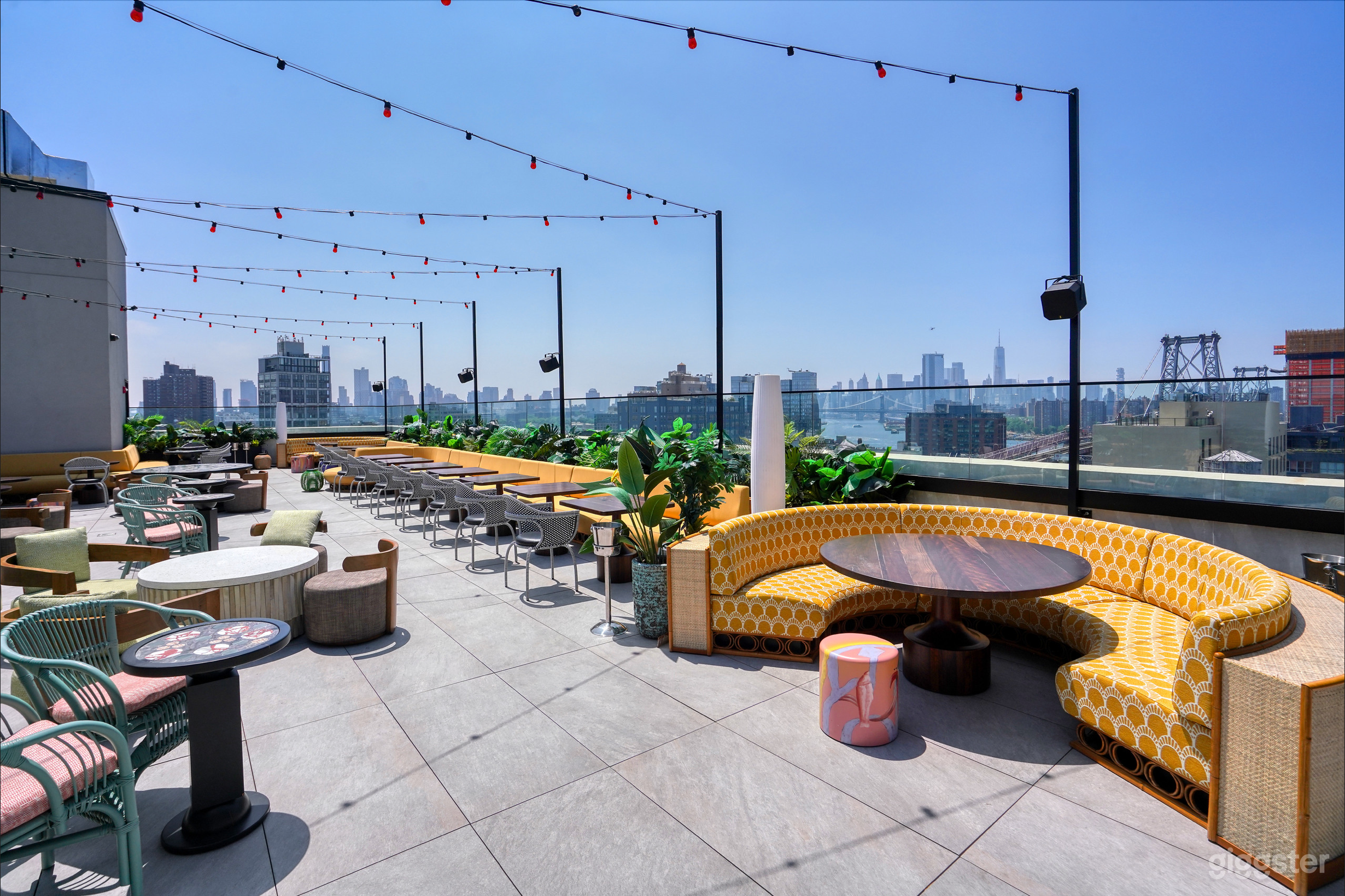 MX Rooftop/City and Bridge VIEW Photo 2