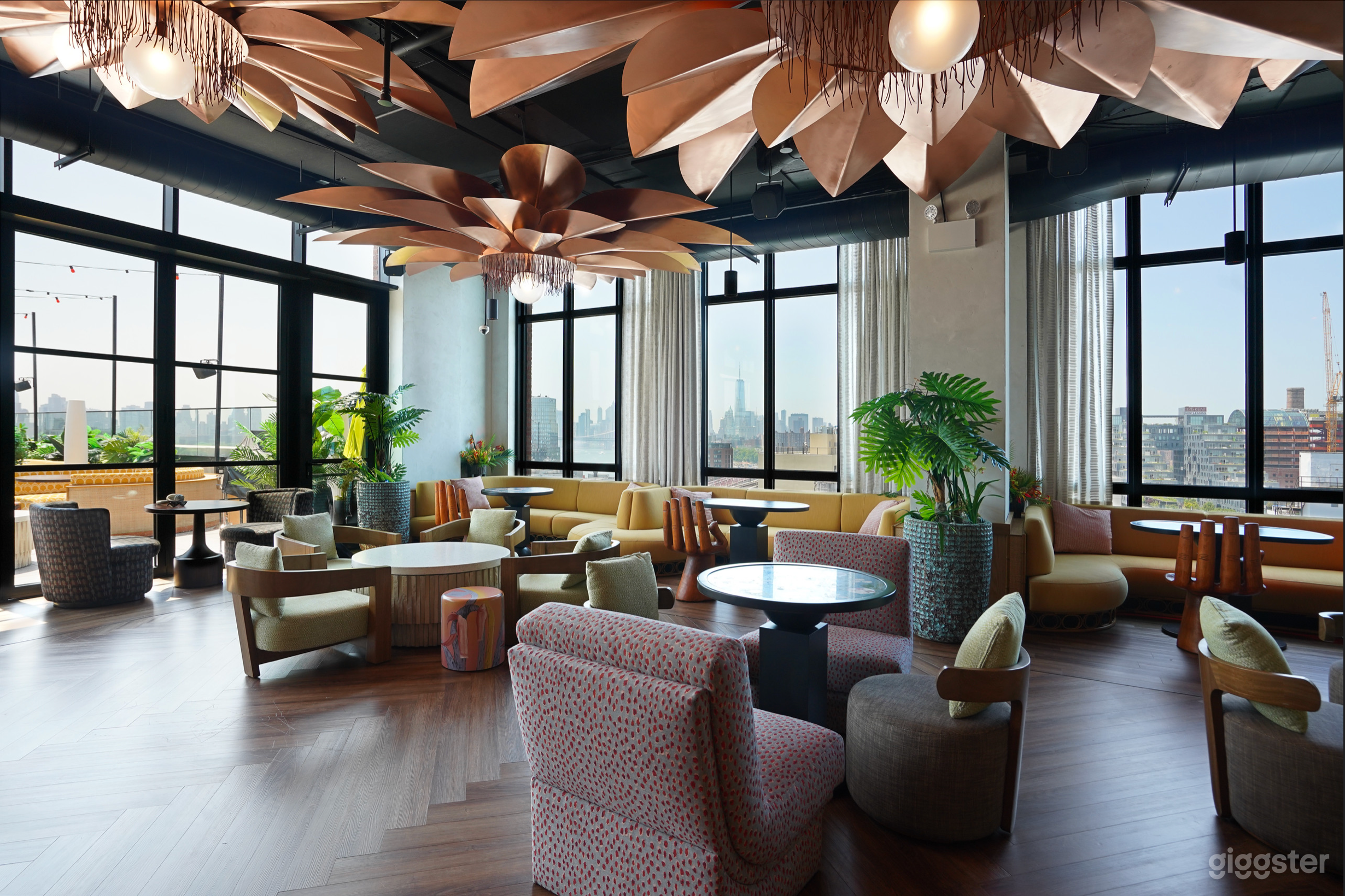 MX Rooftop/City and Bridge VIEW Photo 1