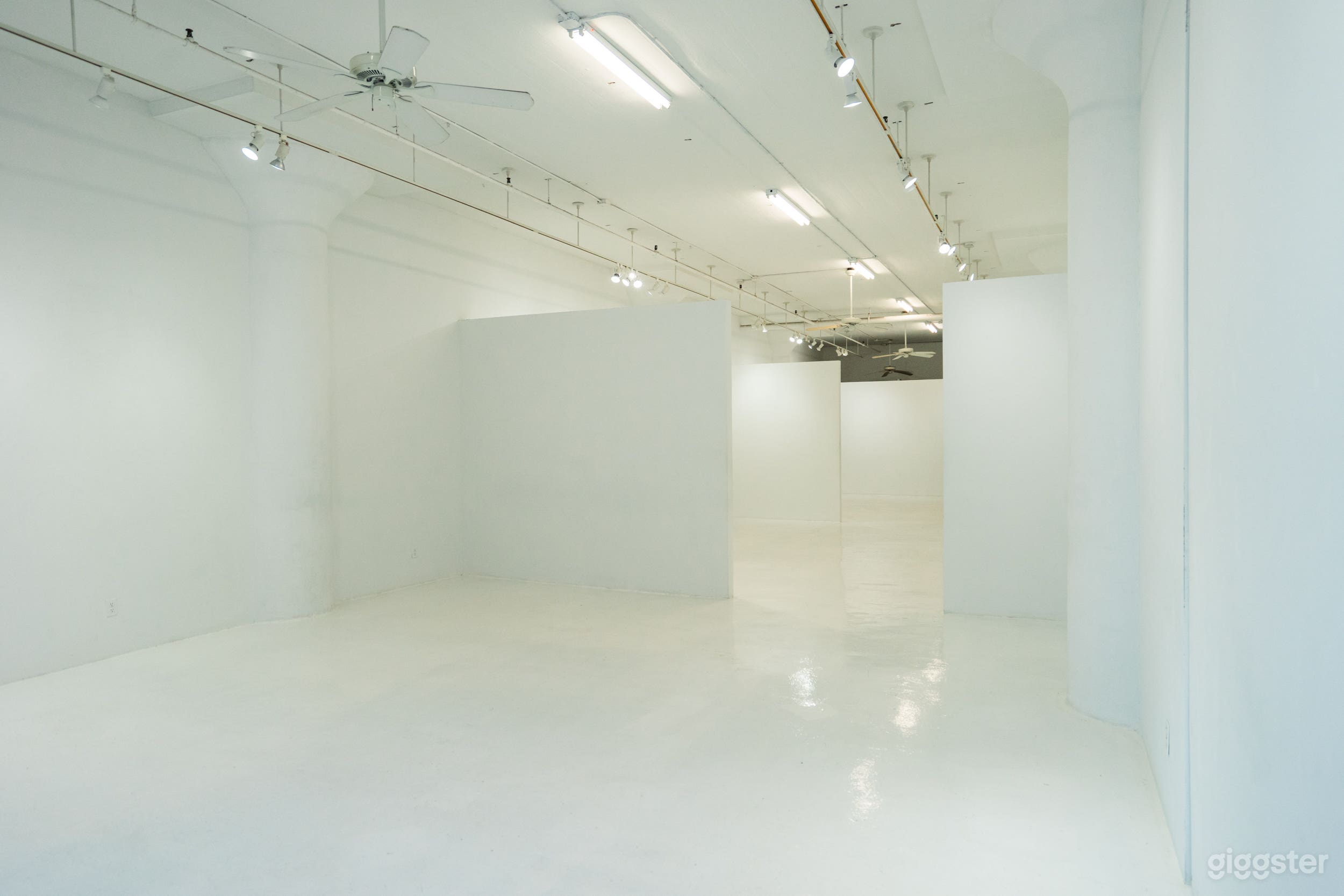 Chelsea Gallery Space by The High Line Photo 2