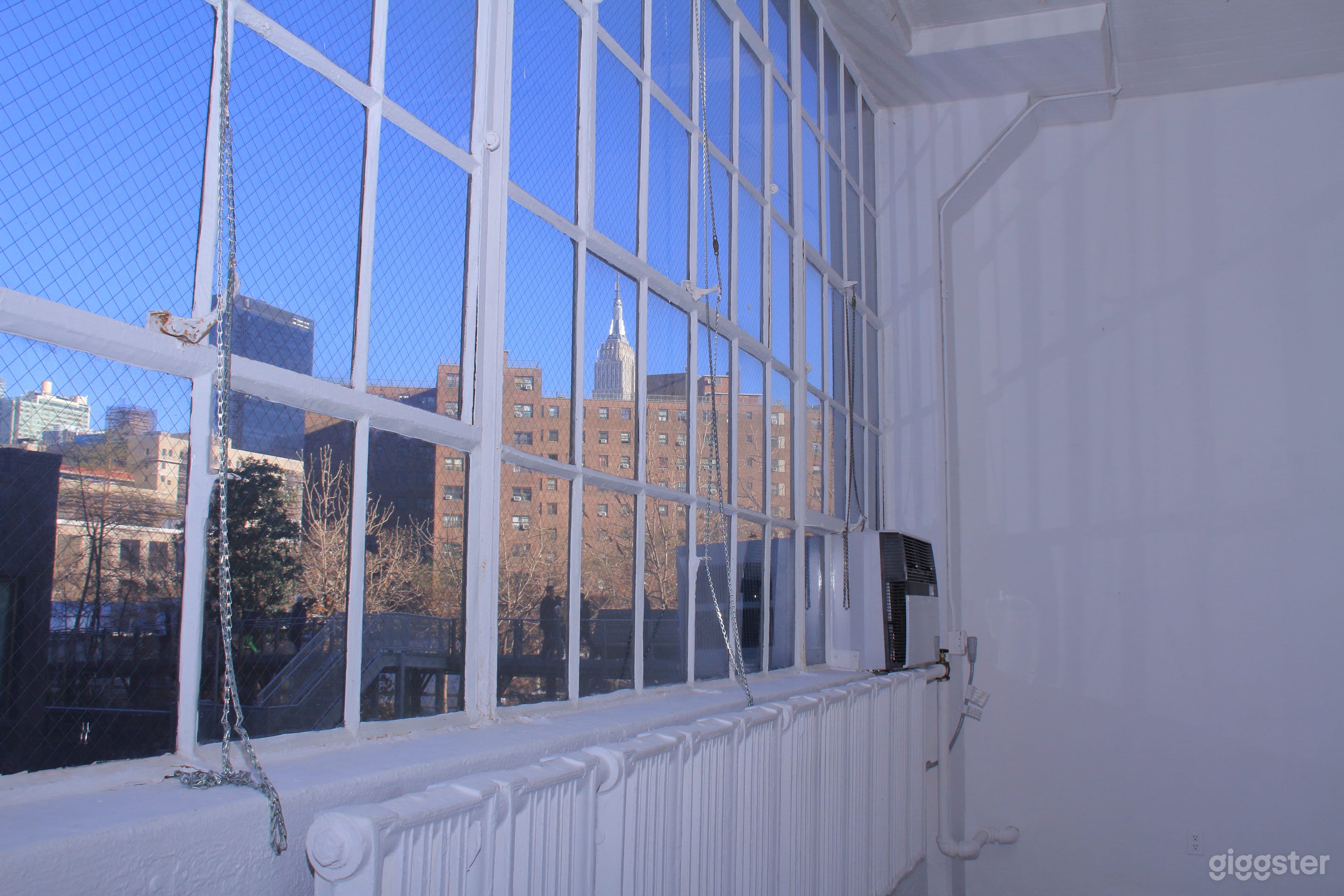 Chelsea Gallery Space by The High Line Photo 3