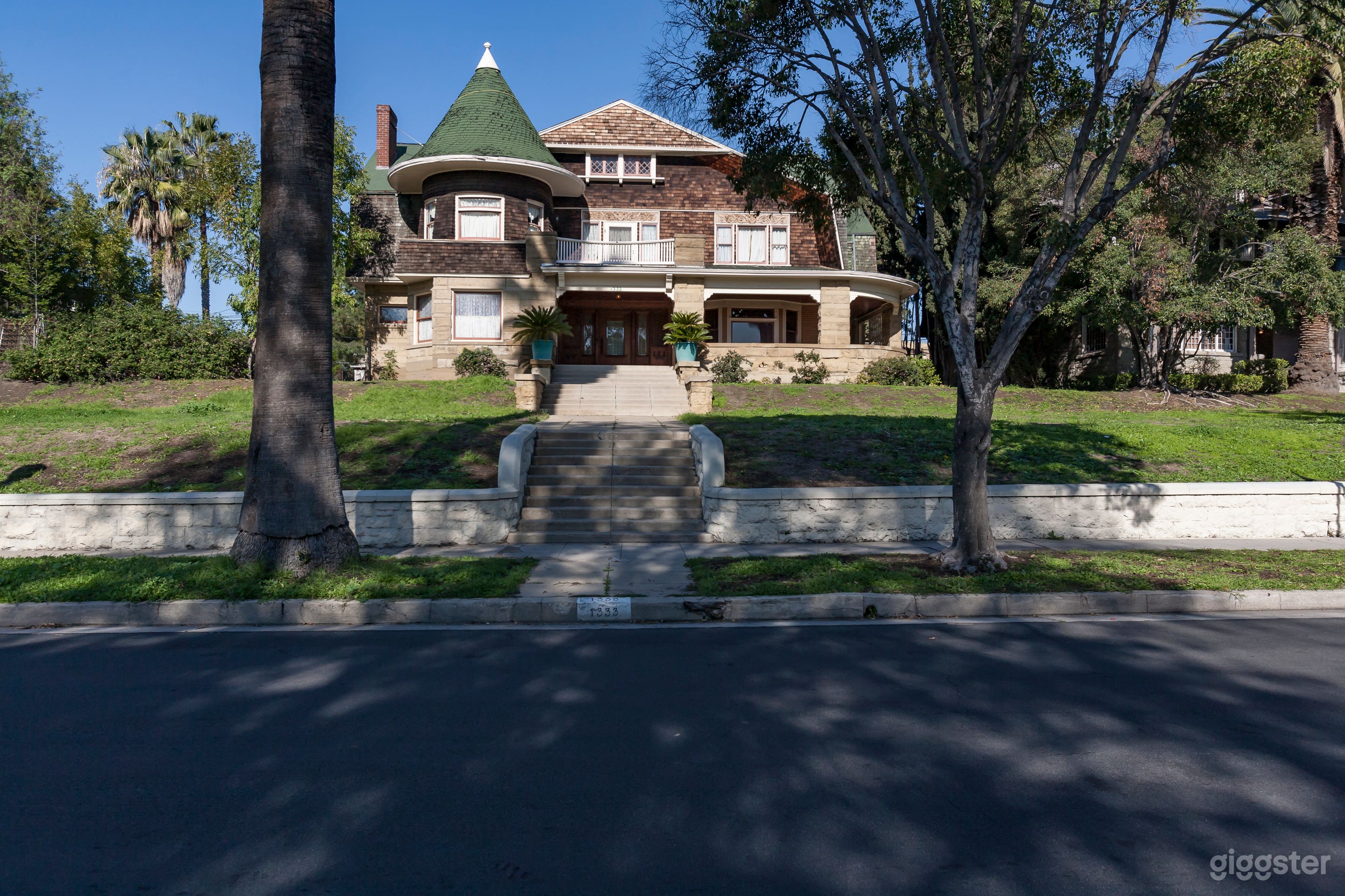 The Gilbert  Photo 2