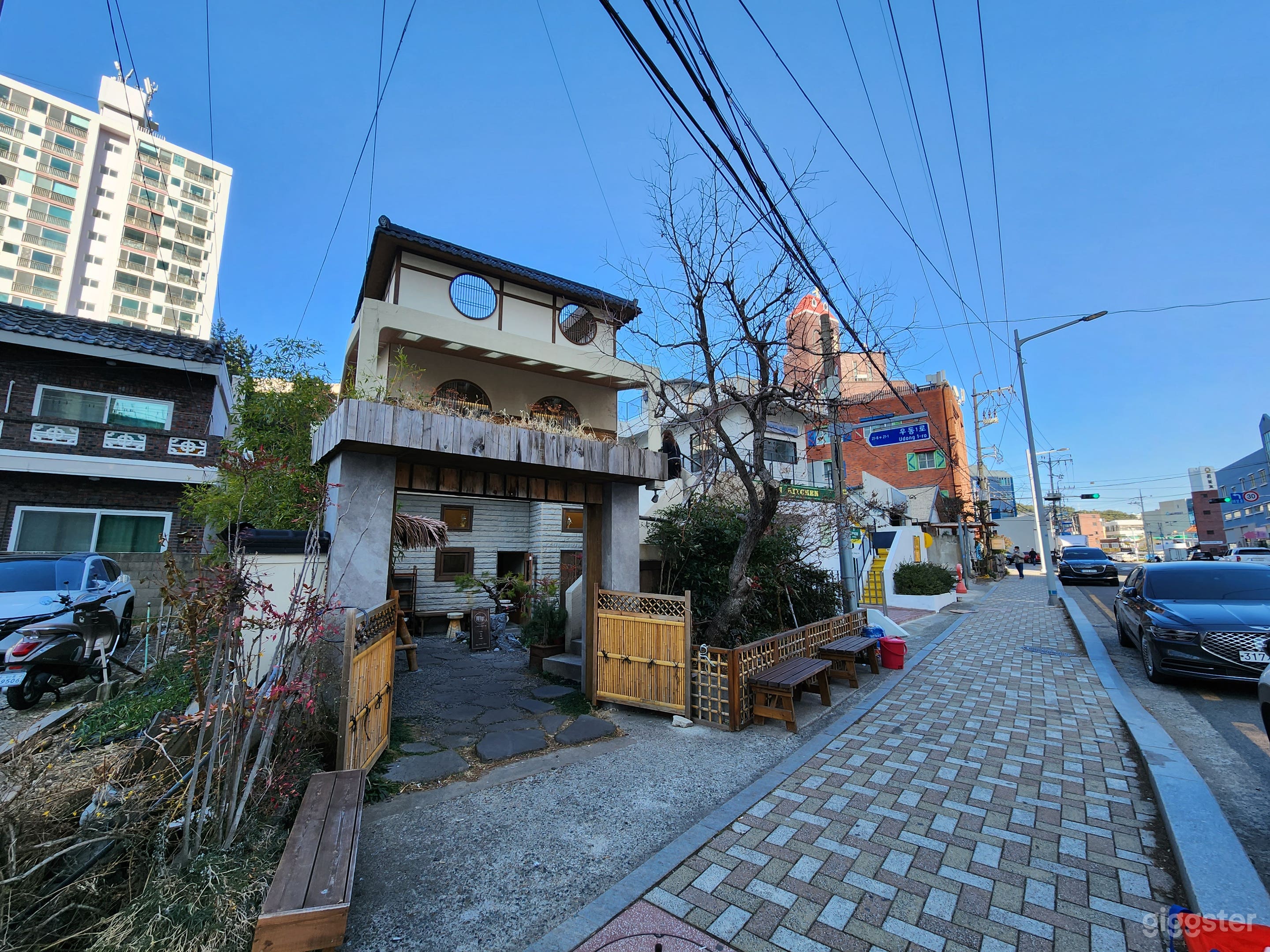 오리엔탈 동양 감성이 넘치는 이국적인 카페 Photo 4