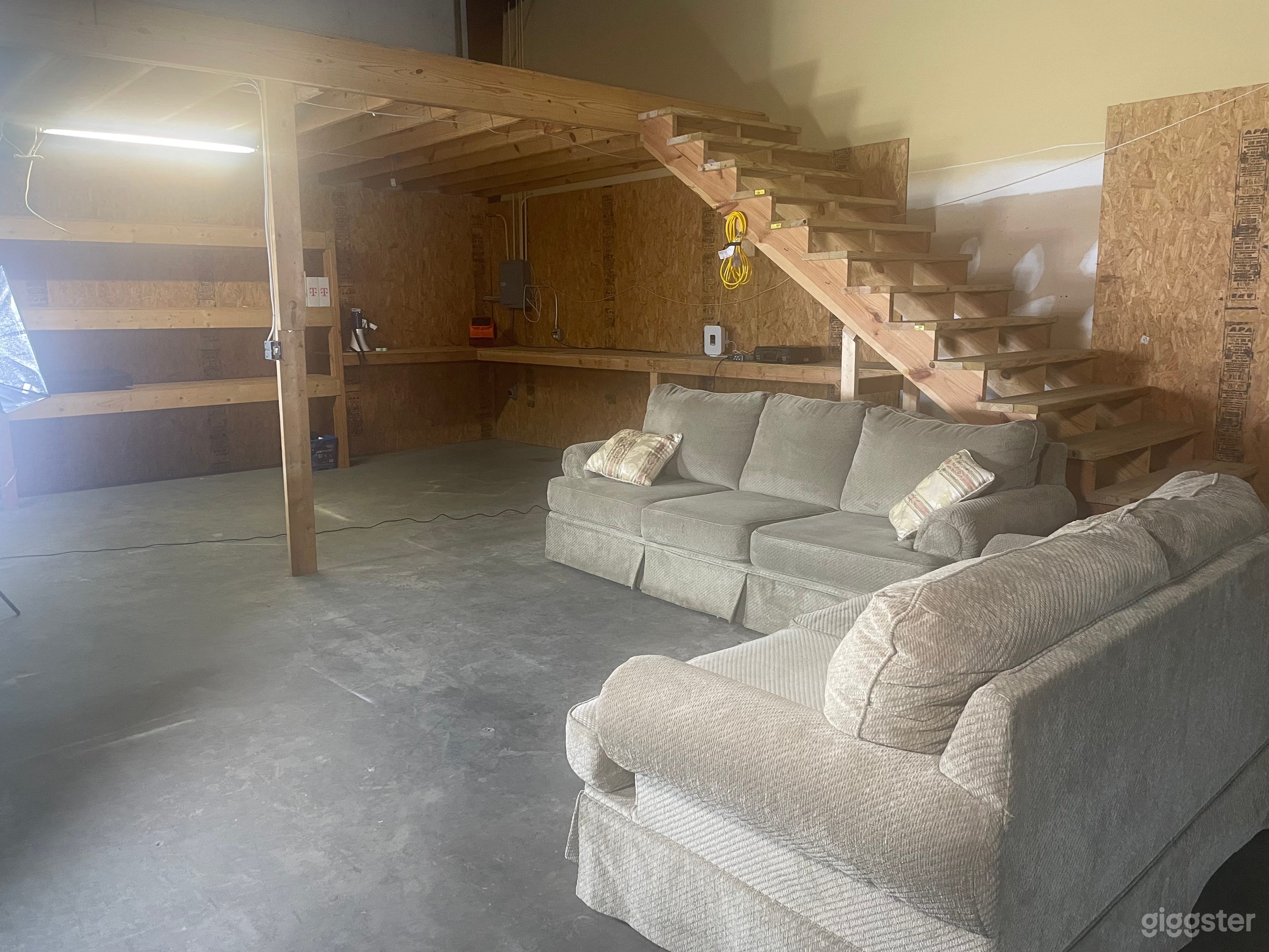 Creative Warehouse Studio Photography/Film Photo 4