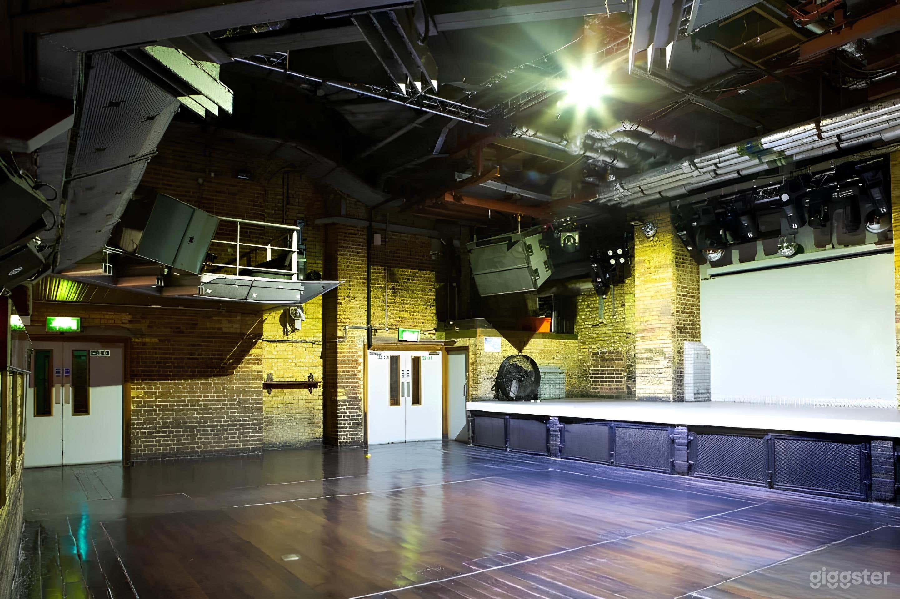 Industrial Warehouse Spaces in London for Productions Photo 2