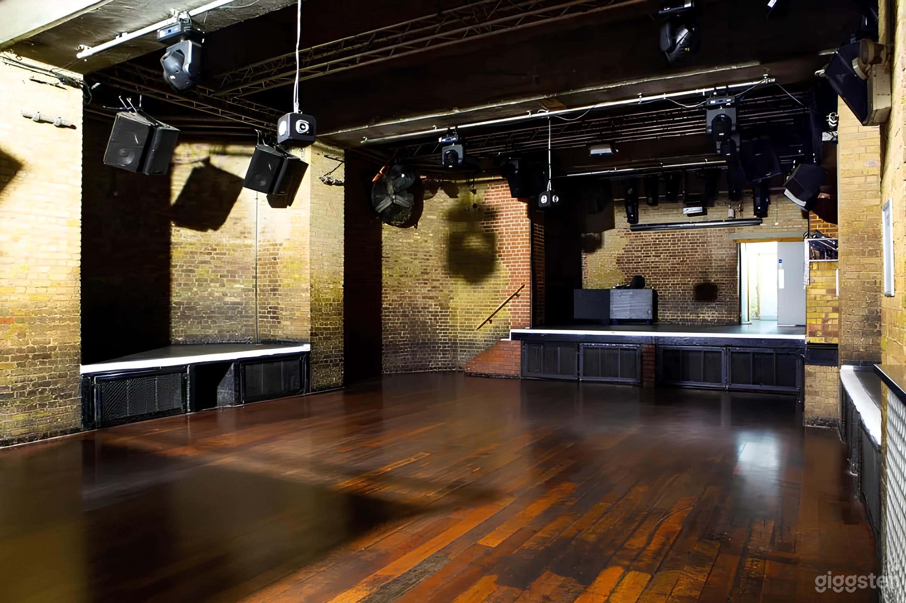 Industrial Warehouse Spaces in London for Productions Photo 1