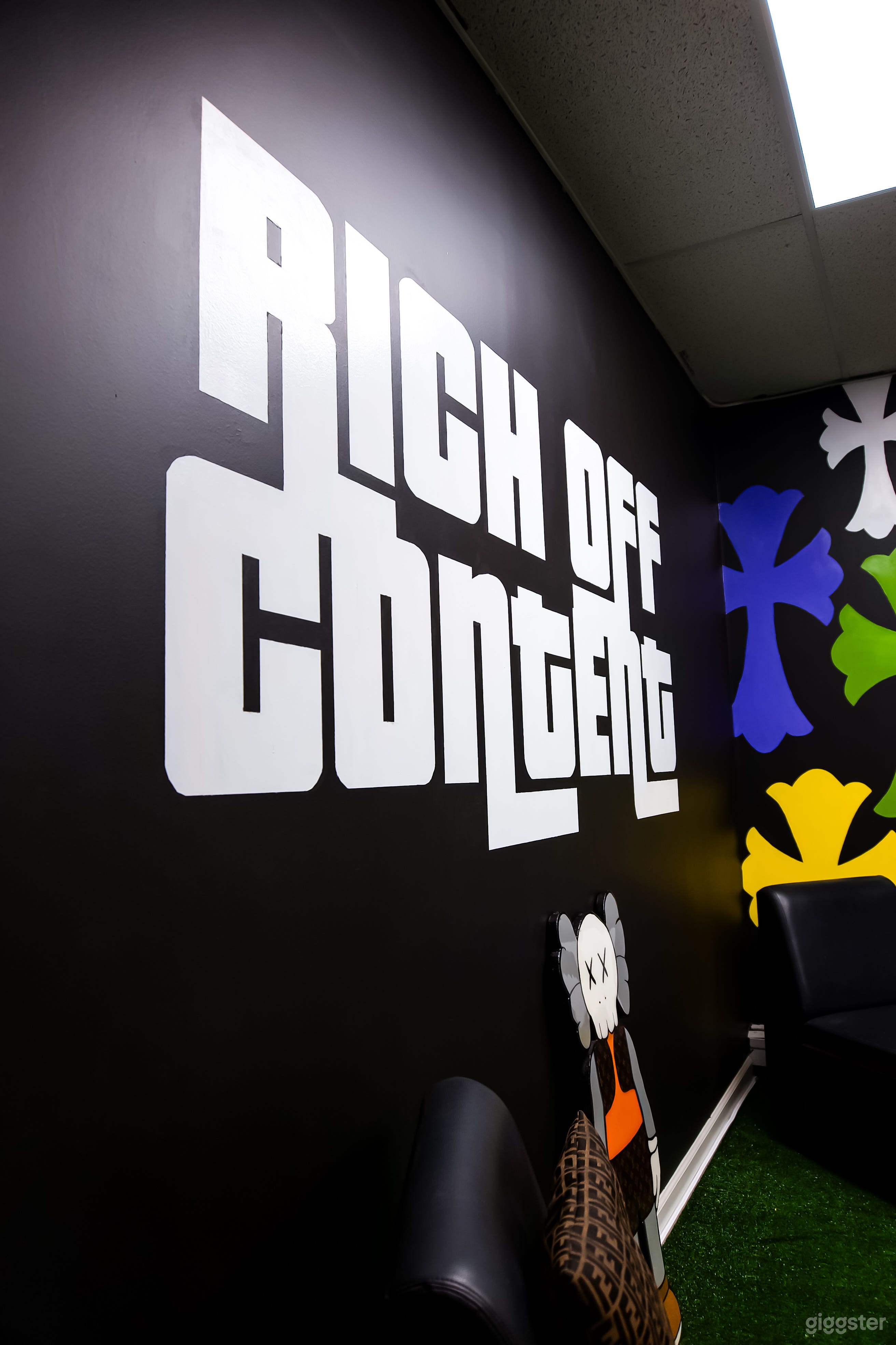 Hypebeast Content Room Photo 3