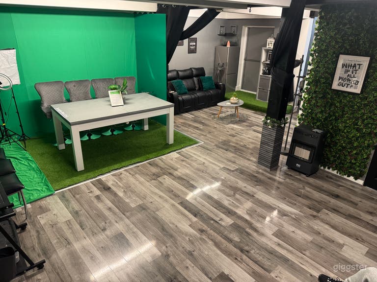  Luxury Recording Studio & Content Creation Space 