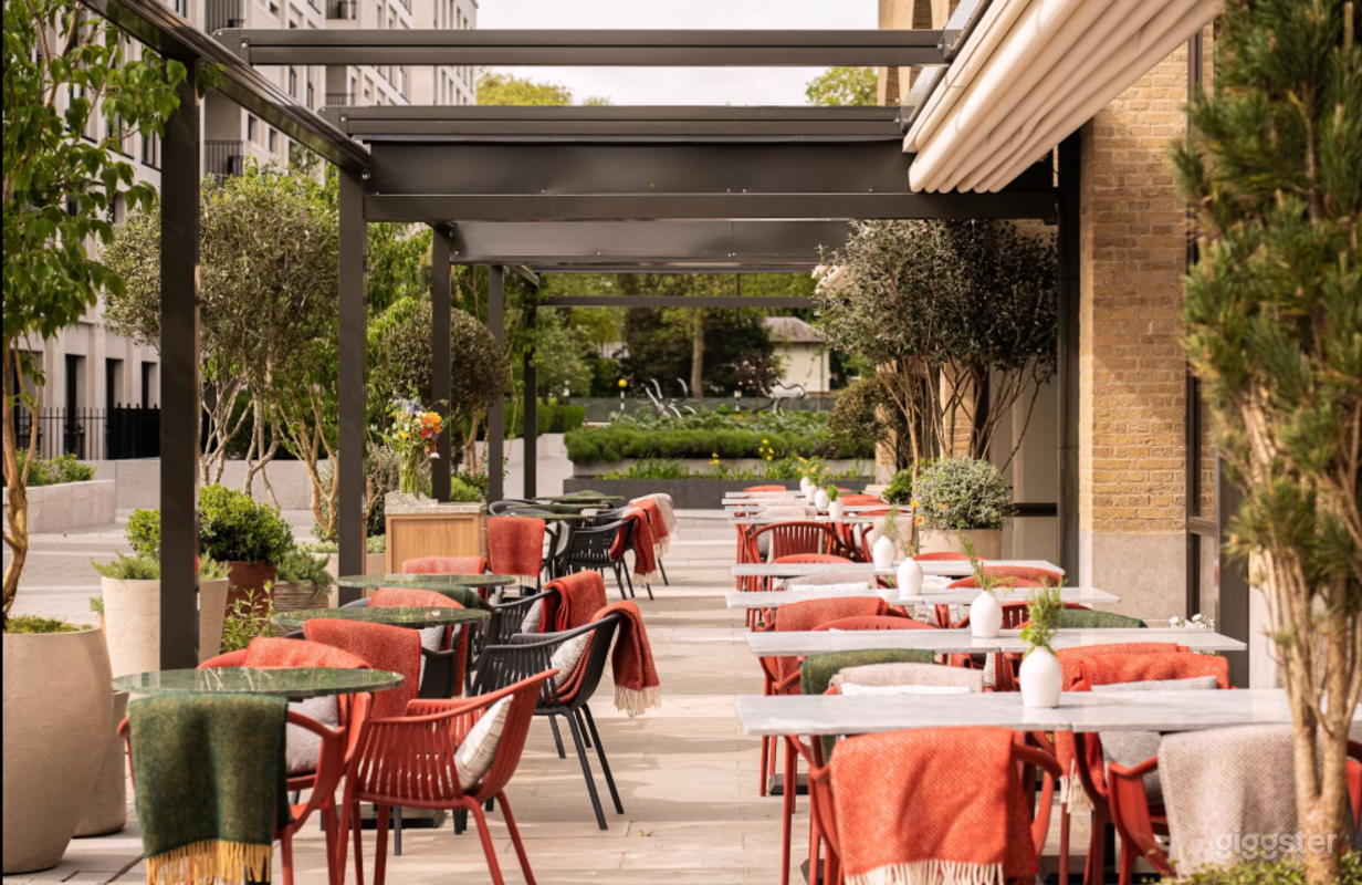 A stunning Spanish venue in the heart of Chelsea Photo 2