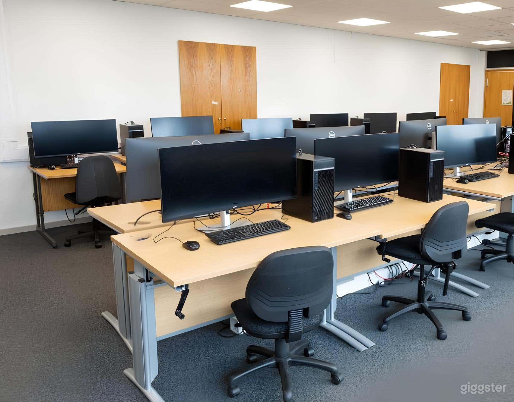 Computer Networking Training Room - Enfield Photo 4