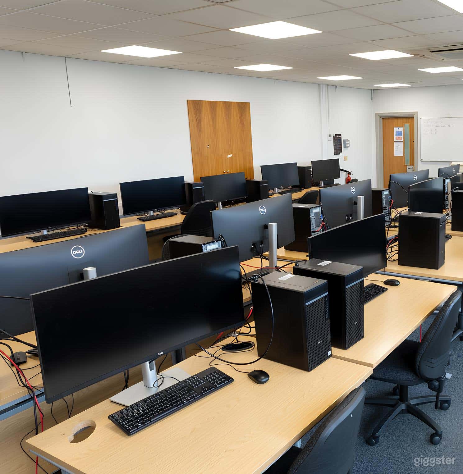 Computer Networking Training Room - Enfield Photo 3