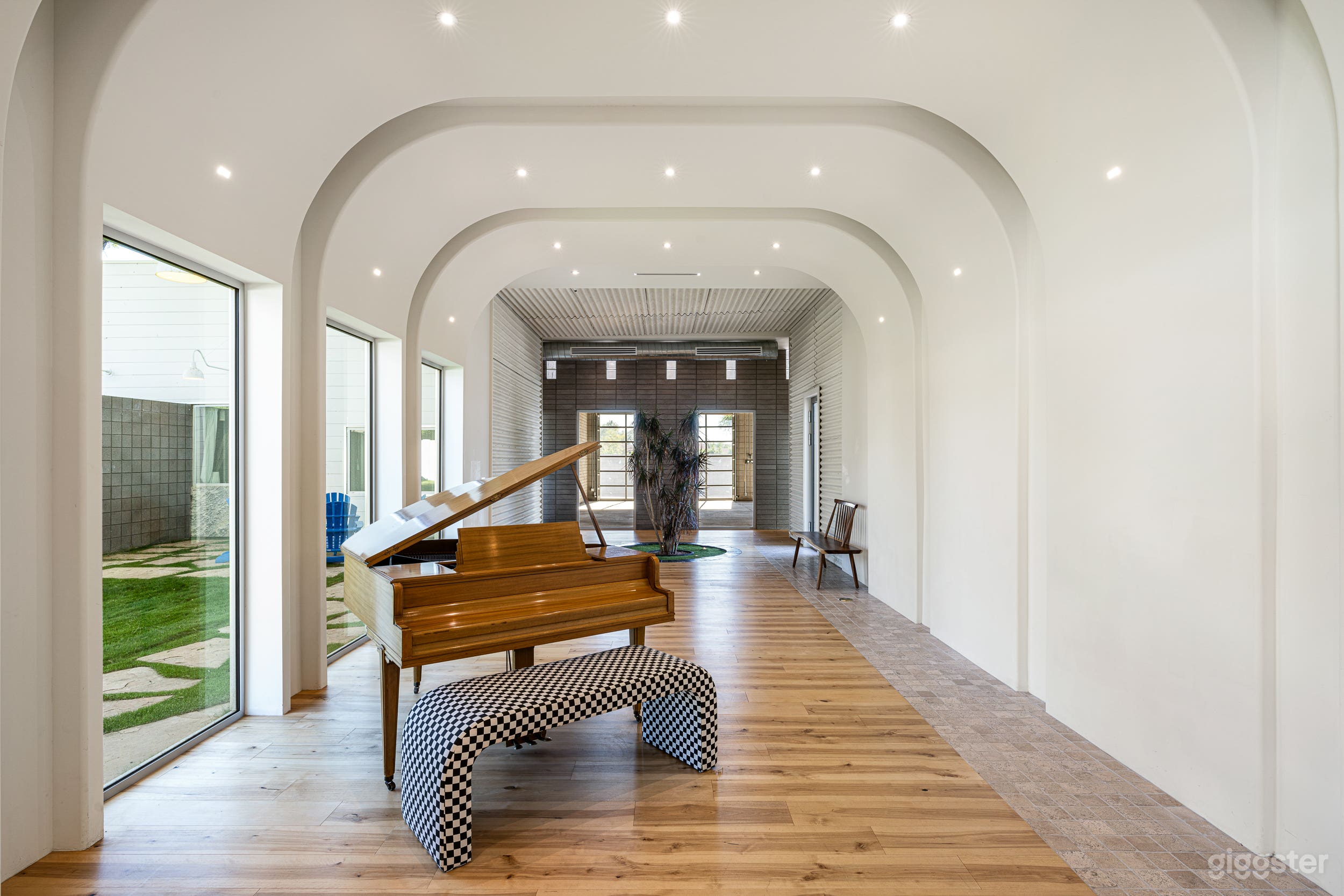 Award-winning Designer Home - Worth the Wait Ranch Photo 4