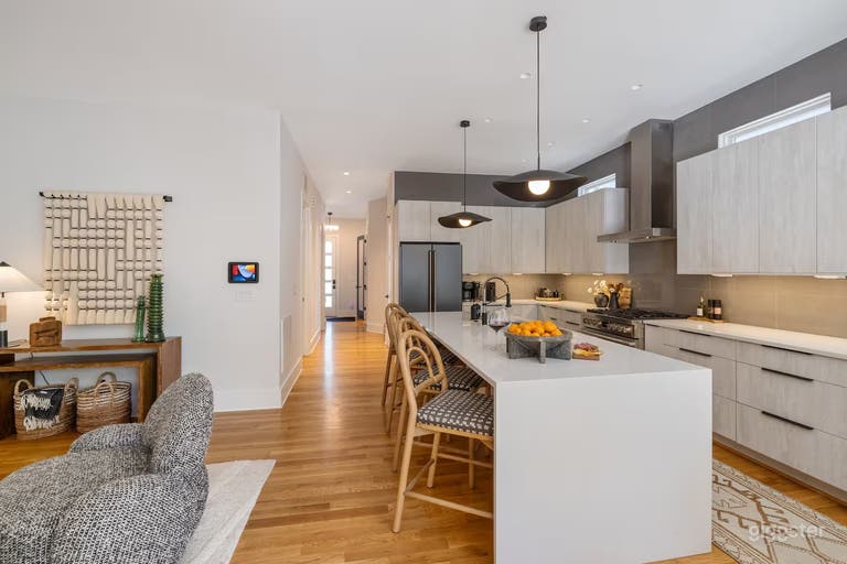  Executive Escape | Charlotte Sanctuary 