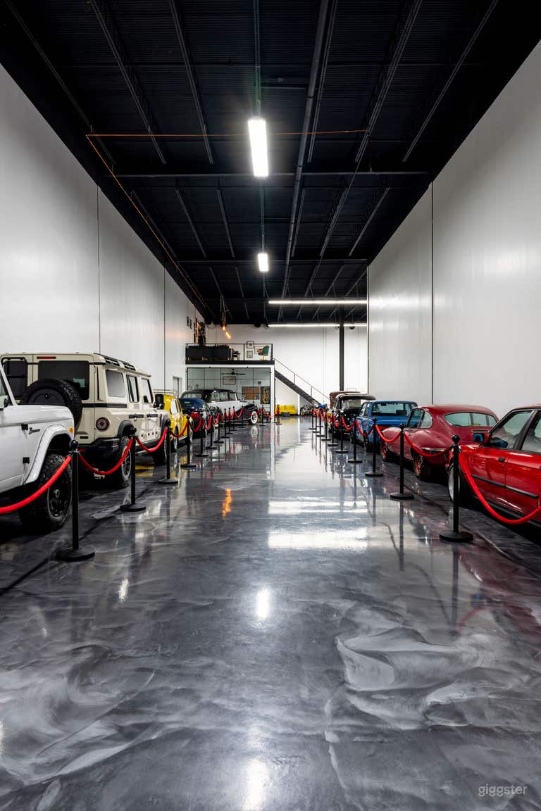  Classic Car Showroom with Lofted Bar 