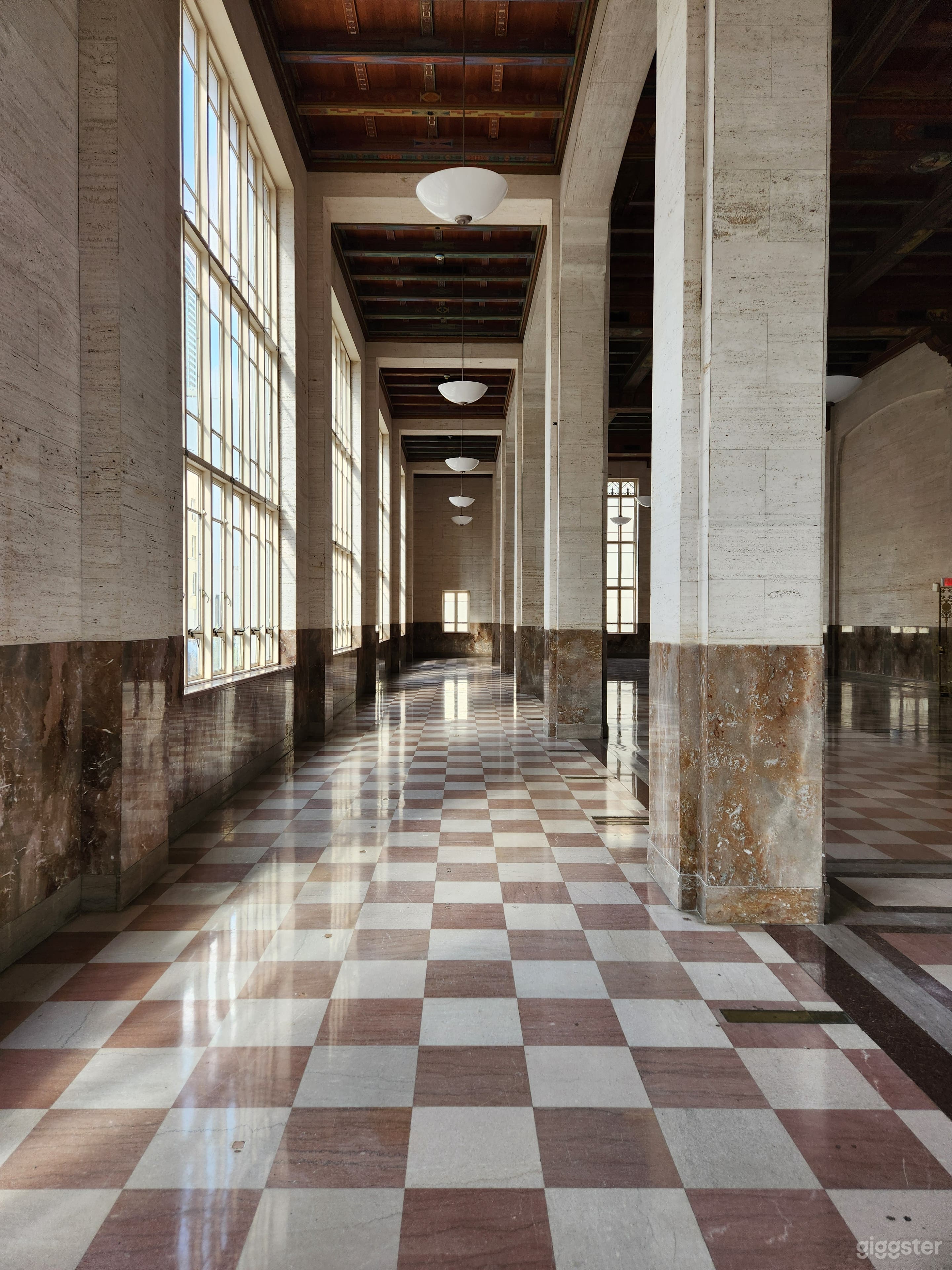 OLD BANK/LOFT/Warehouse/EVENT space by Shapira Photo 4