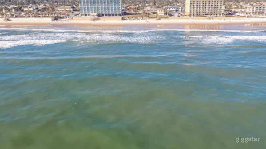 Refreshingly Bright Beach Front Resort and Venue Photo 3