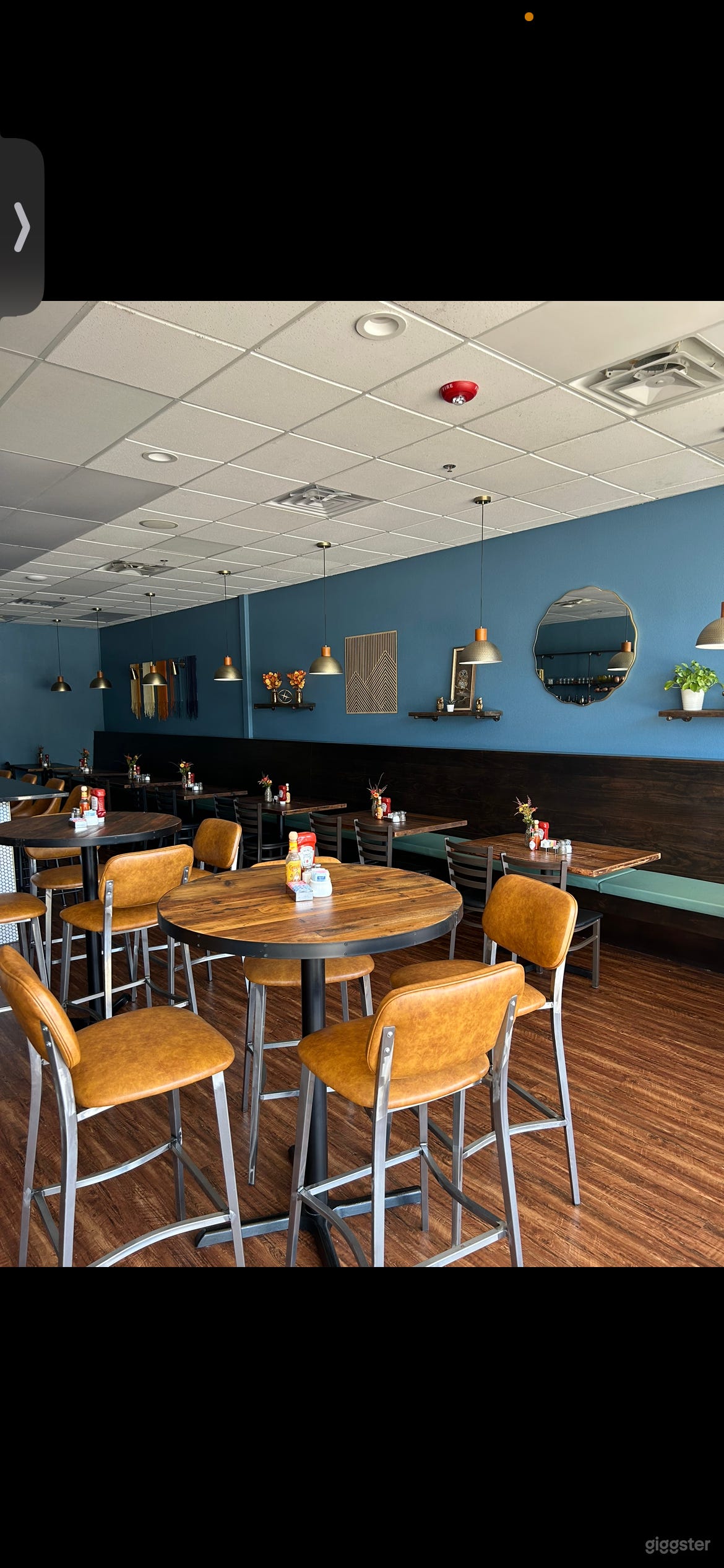 MCM BAR/RESTAURANT/EVENT SPACE Photo 1