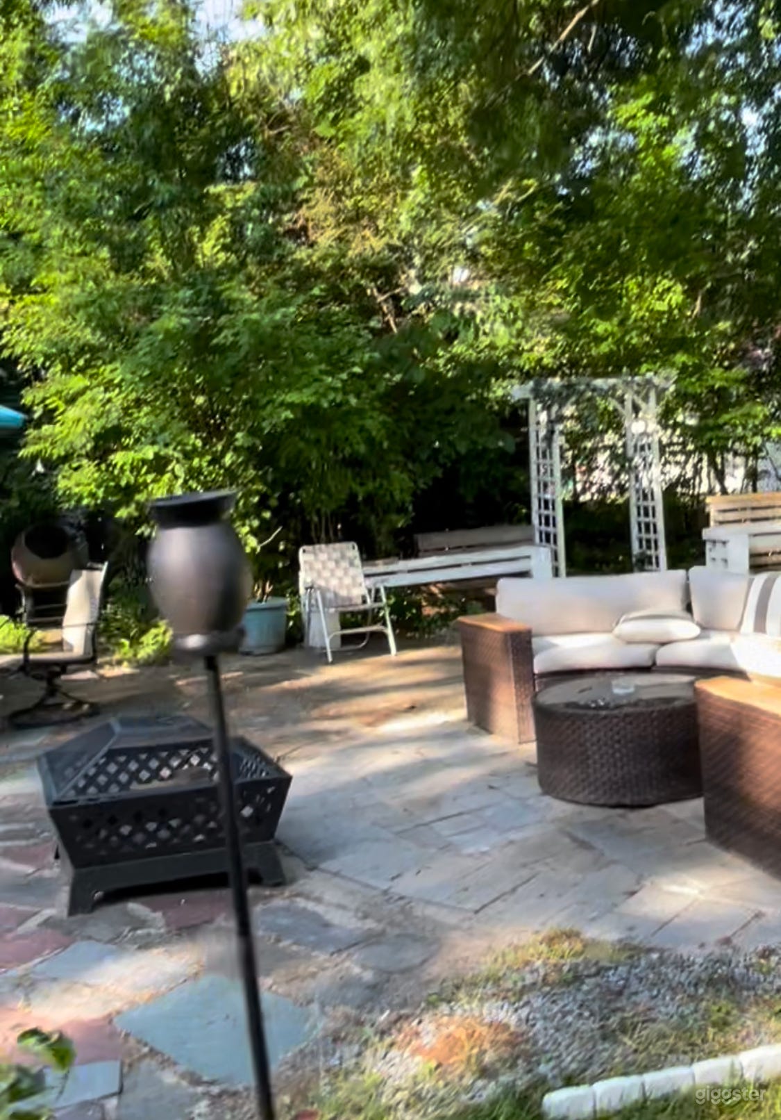 Chateau Regina Garden  Photo 4