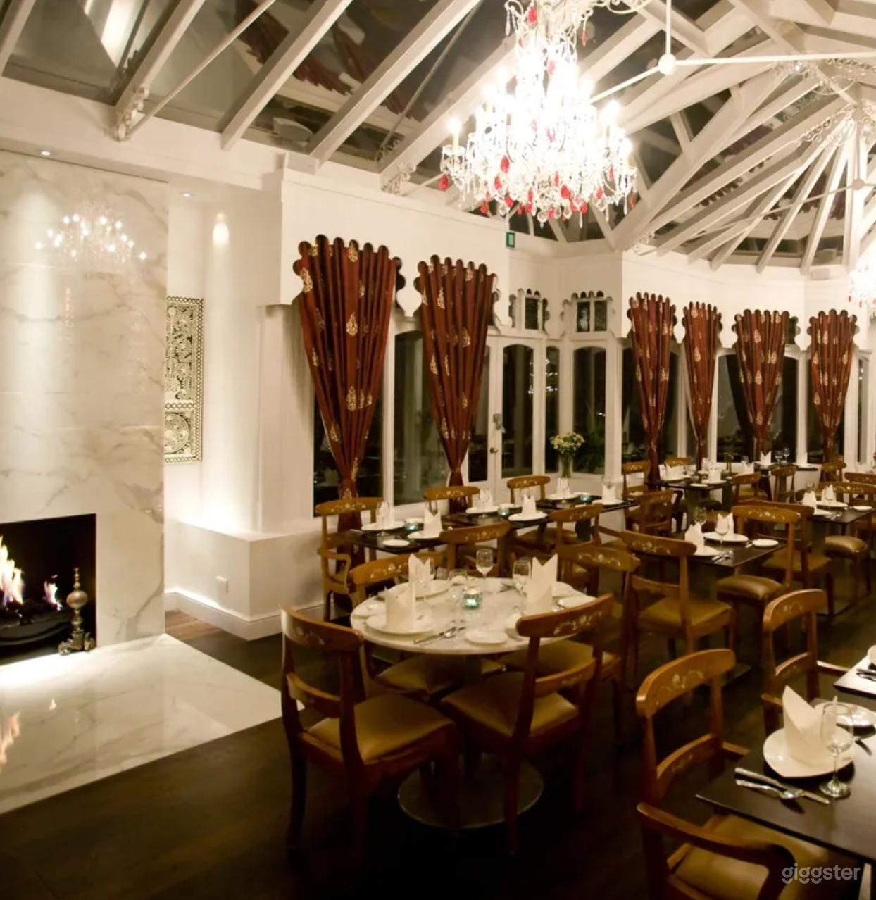 Cozy Restaurant for Events and Functions Photo 4