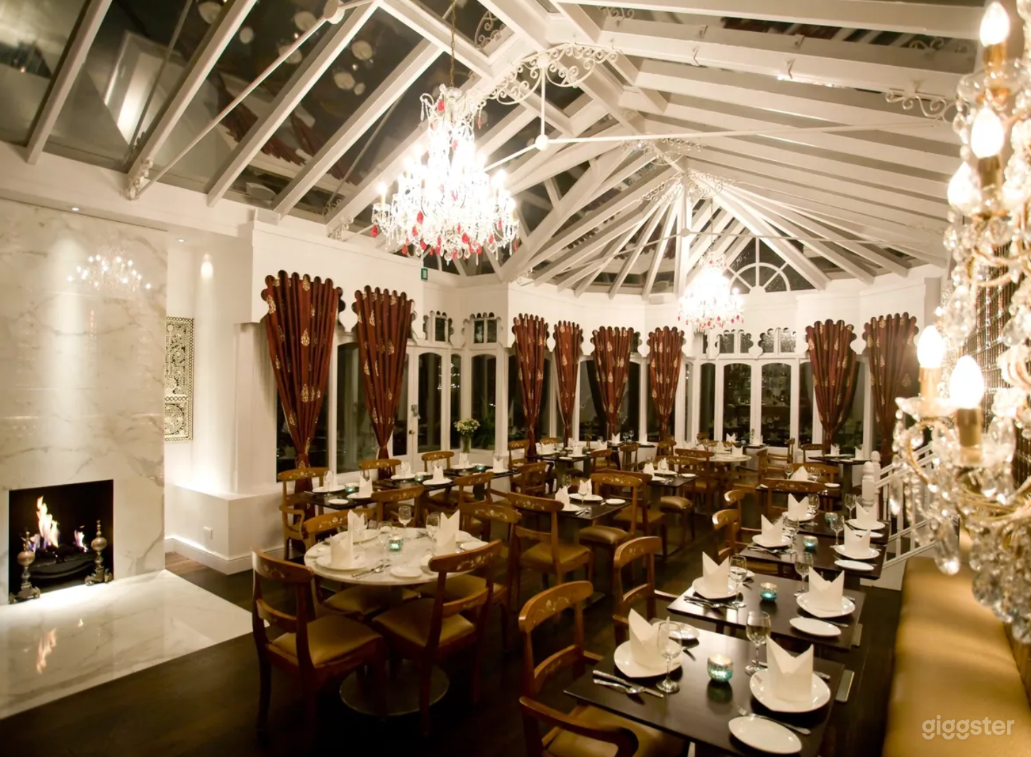 Cozy Restaurant for Events and Functions Photo 3