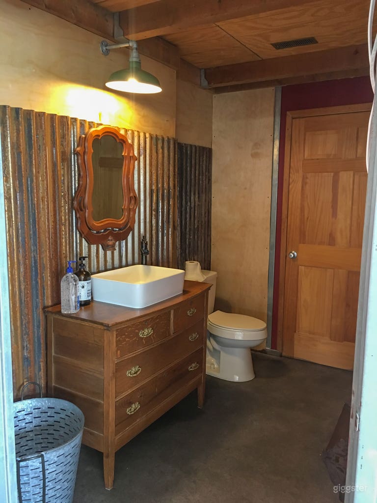  Desert-Style Country Stable in Tucson 