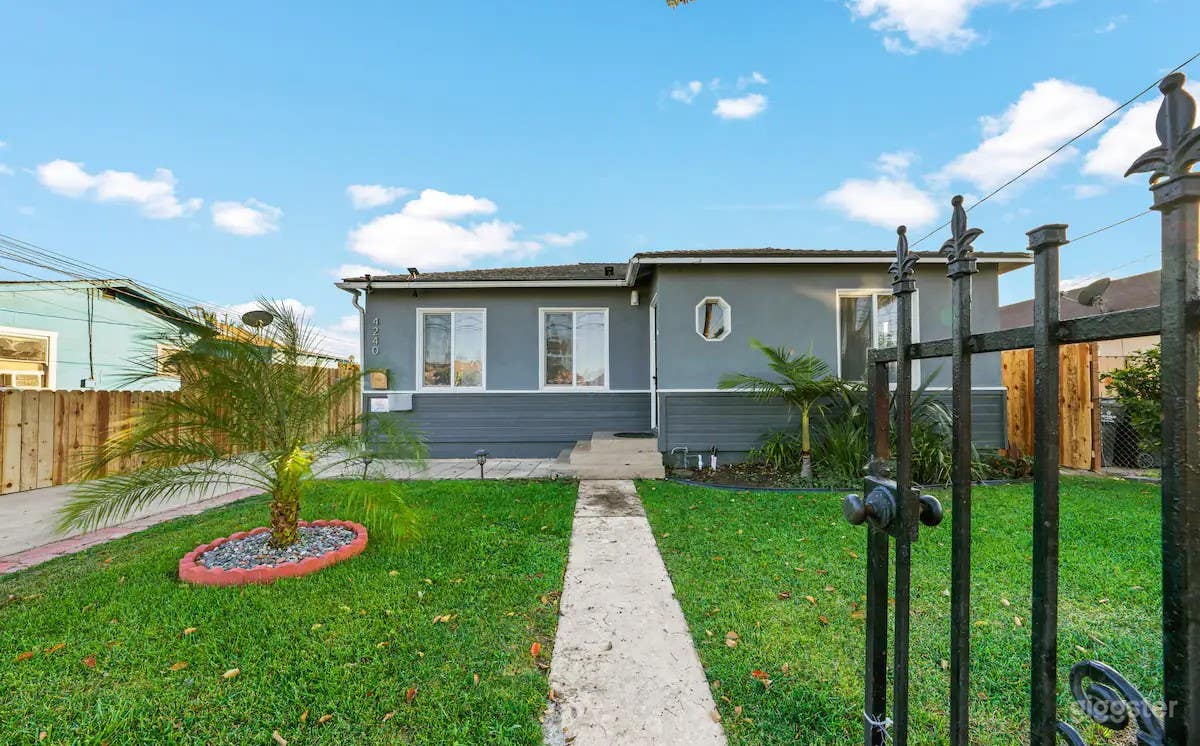 Spacious New 2BR Property near LAX &amp; Sofi Stadium! Photo 1