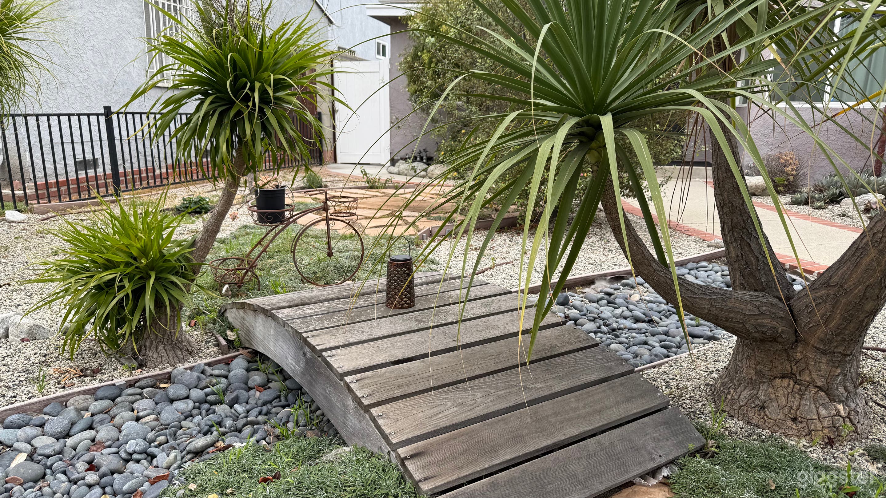 Charming LA Home with Cozy Nursery and Zen Garden Photo 1