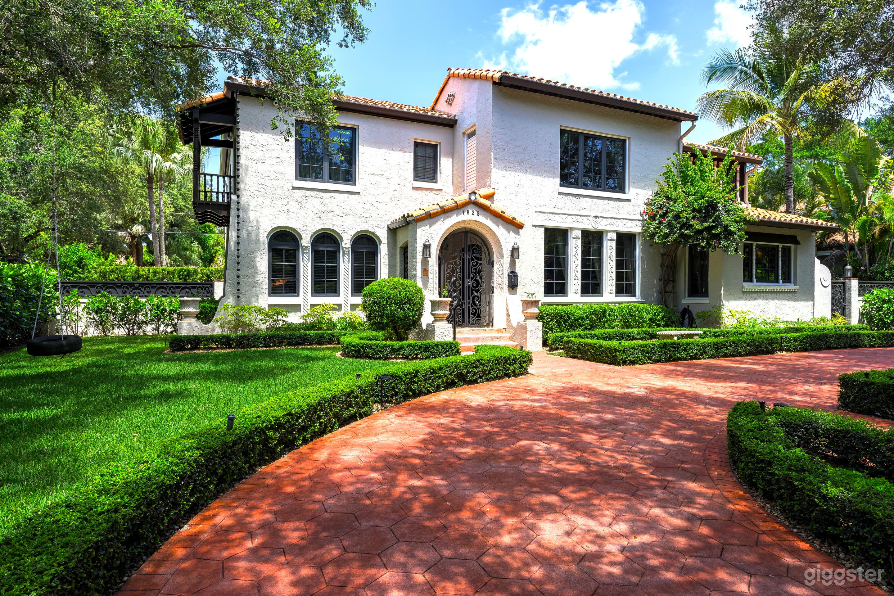 Luxury Mediterranean Mansion w/ Gold Mosaic Pool Photo 4