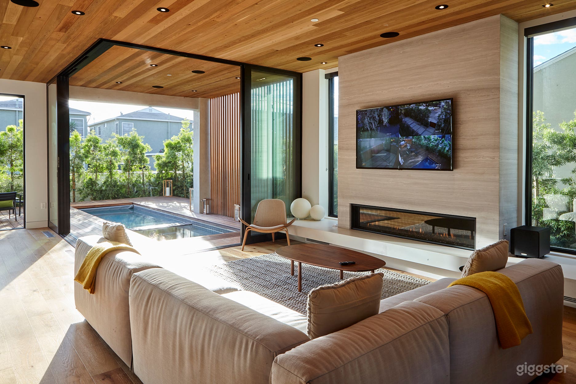 Modern Venice Beach Smart-Home Photo 3