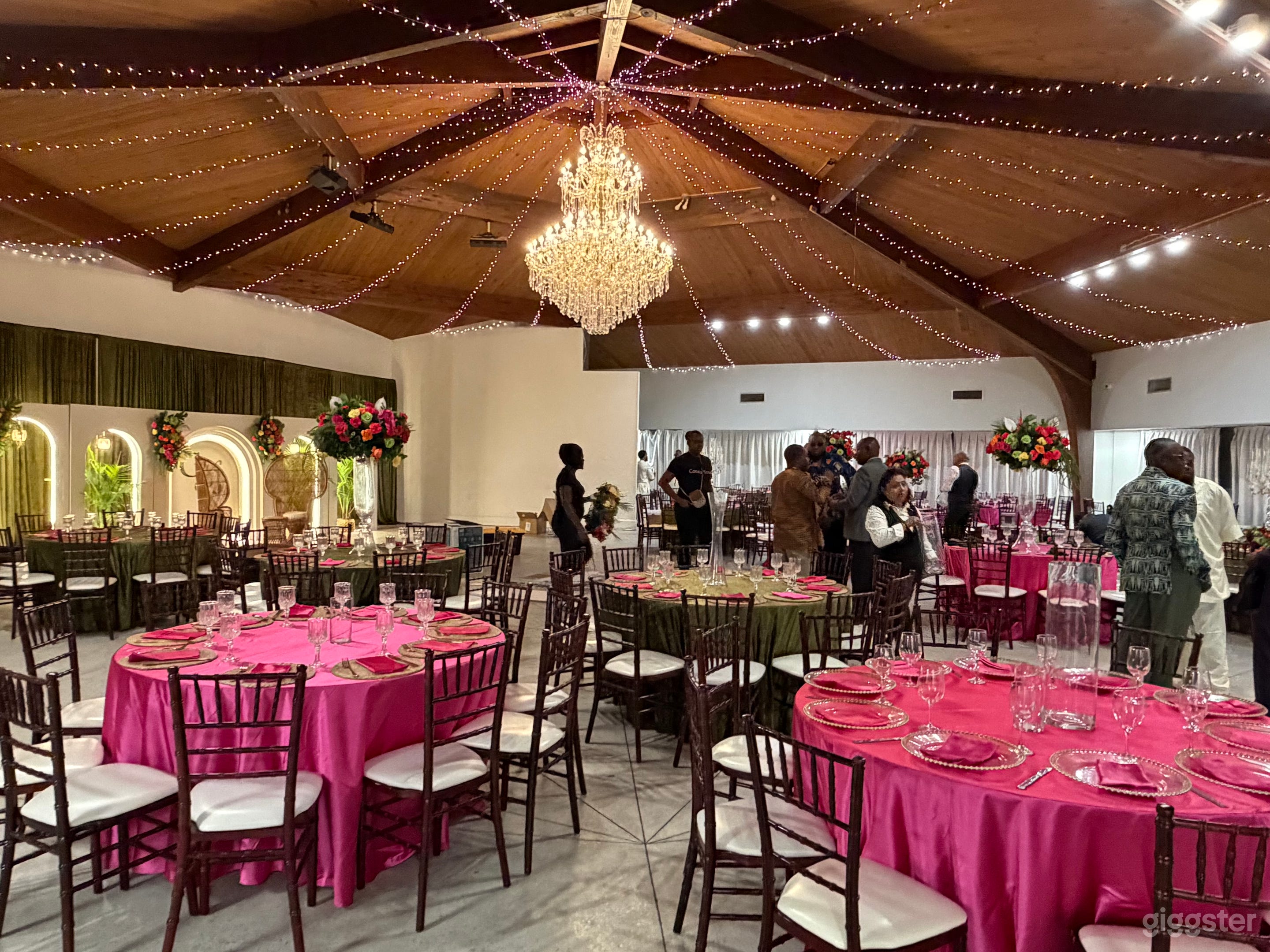 Extra Luxurious Event Space in Atlanta Photo 4