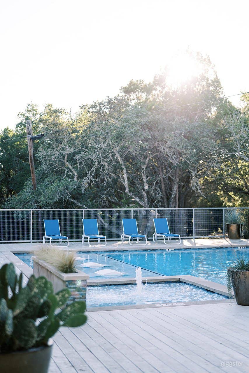 Private Pool in Dripping Springs Photo 4