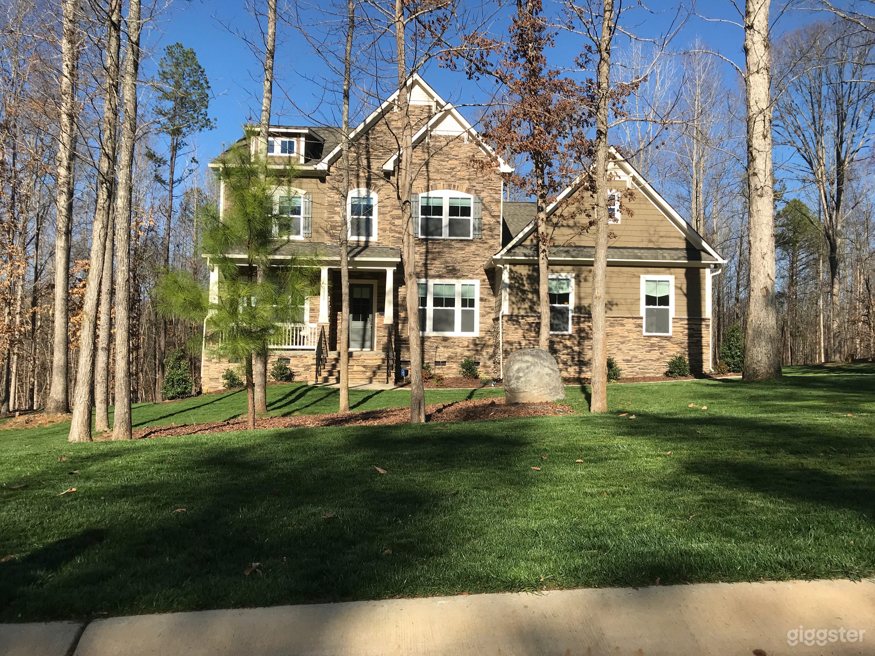 Charlotte area craftsman charmer on wooded lot Photo 1